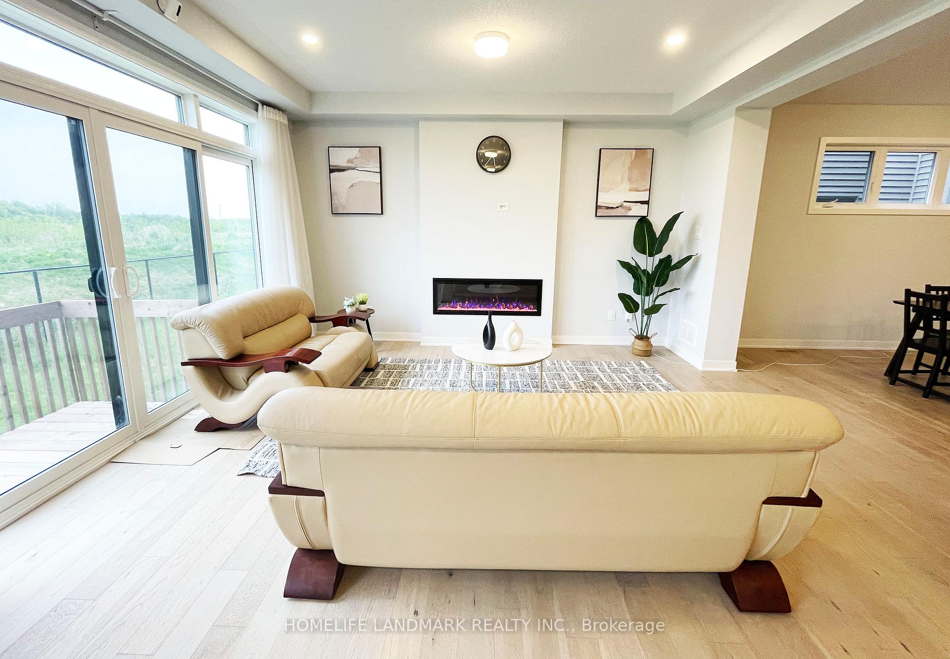 Photo 10 of 653 Fenwick Way, Ottawa, Barrhaven - Stonebridge — HOMEH