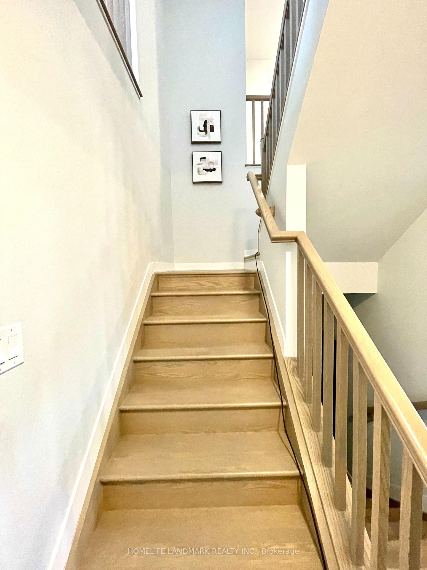 Photo 14 of 653 Fenwick Way, Ottawa, Barrhaven - Stonebridge — HOMEH