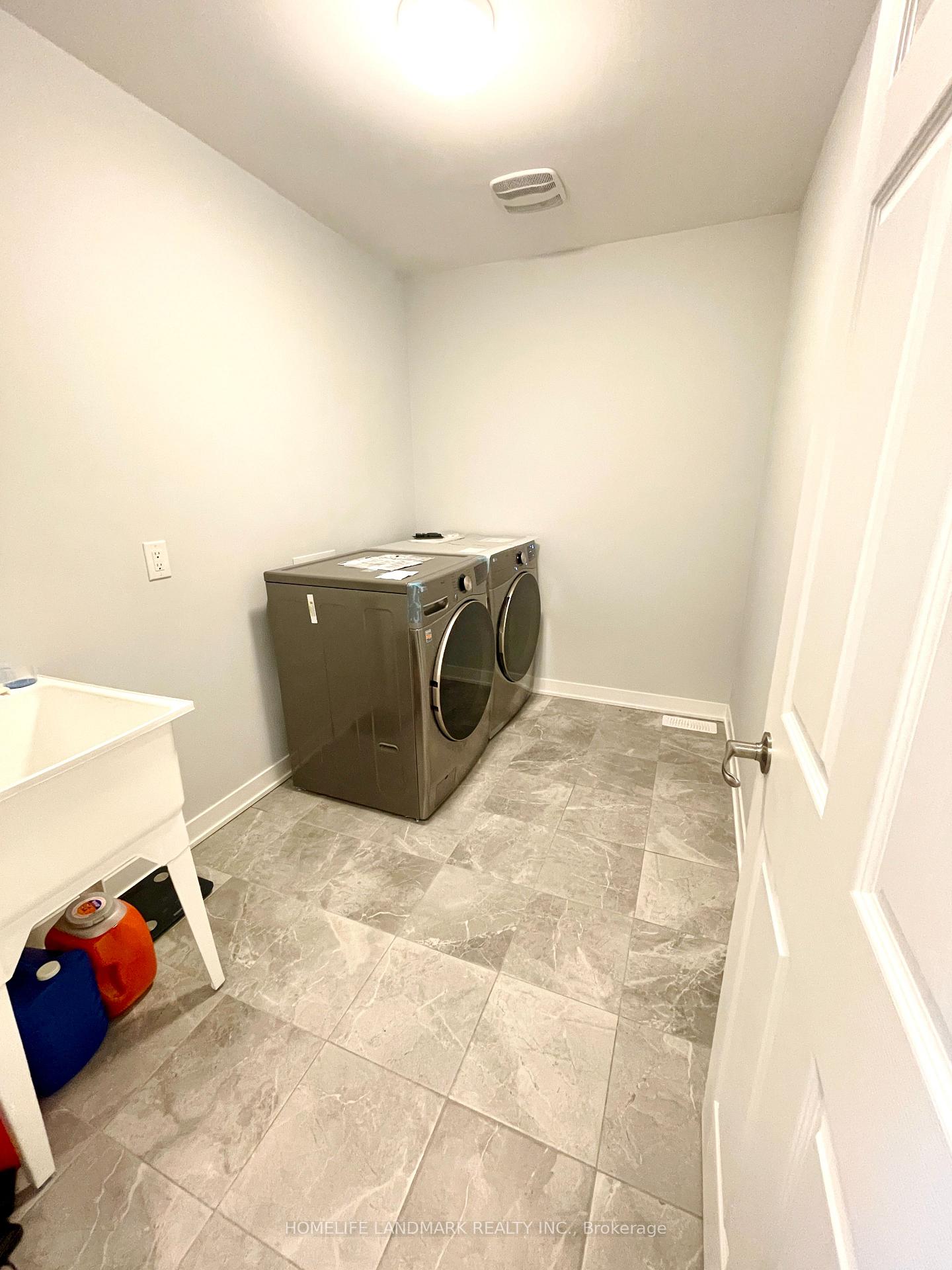 Photo 20 of 653 Fenwick Way, Ottawa, Barrhaven - Stonebridge — HOMEH