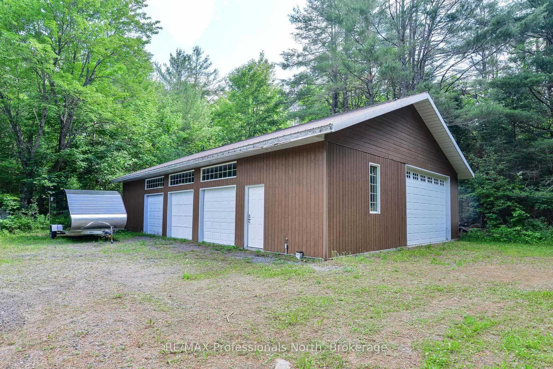 Photo 14 of 1005 Peterson Road, Bracebridge, Draper — HOMEH