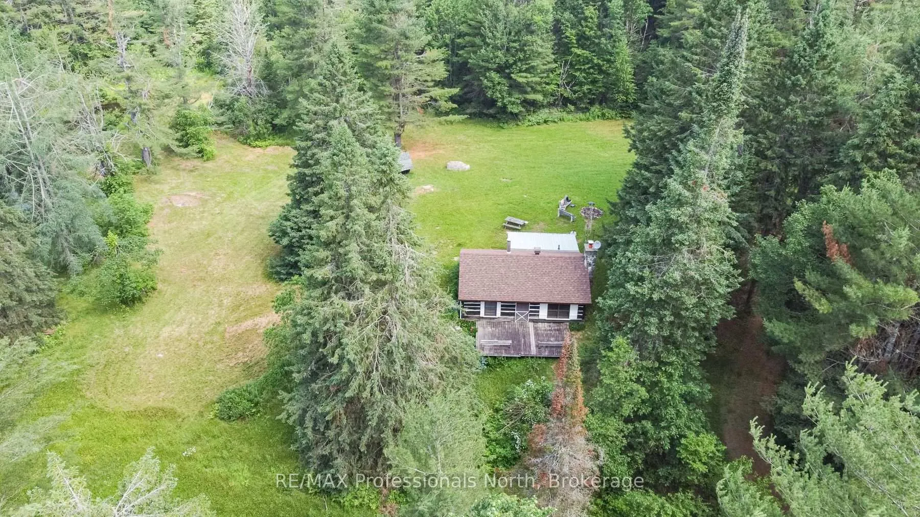 Photo 21 of 1005 Peterson Road, Bracebridge, Draper — HOMEH