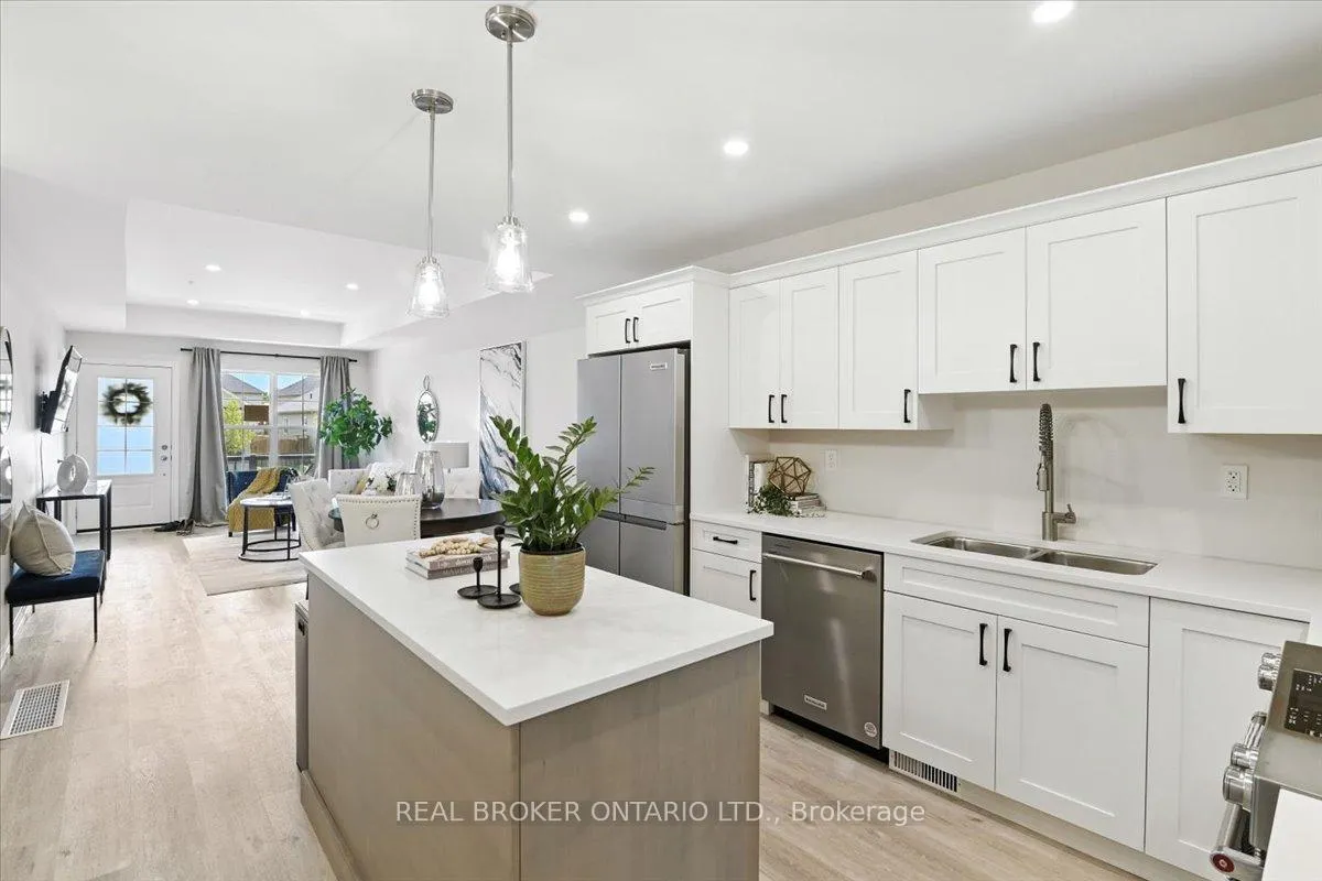 Photo 4 of 511 Hayward Street, Cobourg — HOMEH