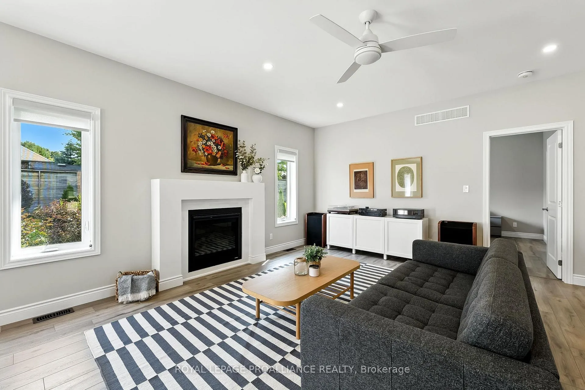 Photo 10 of 29 Rosslyn Drive, Brighton — HOMEH