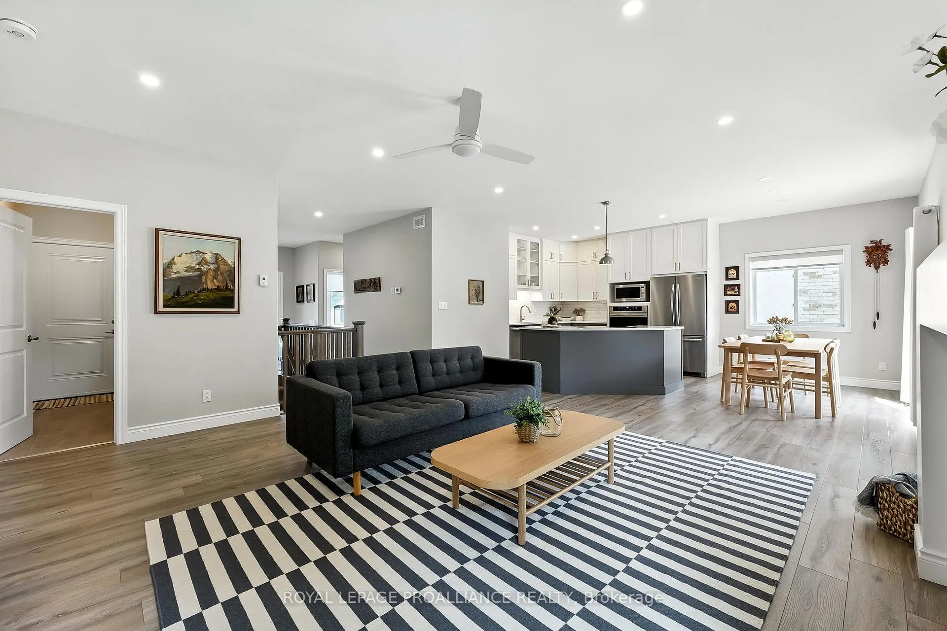 Photo 12 of 29 Rosslyn Drive, Brighton — HOMEH