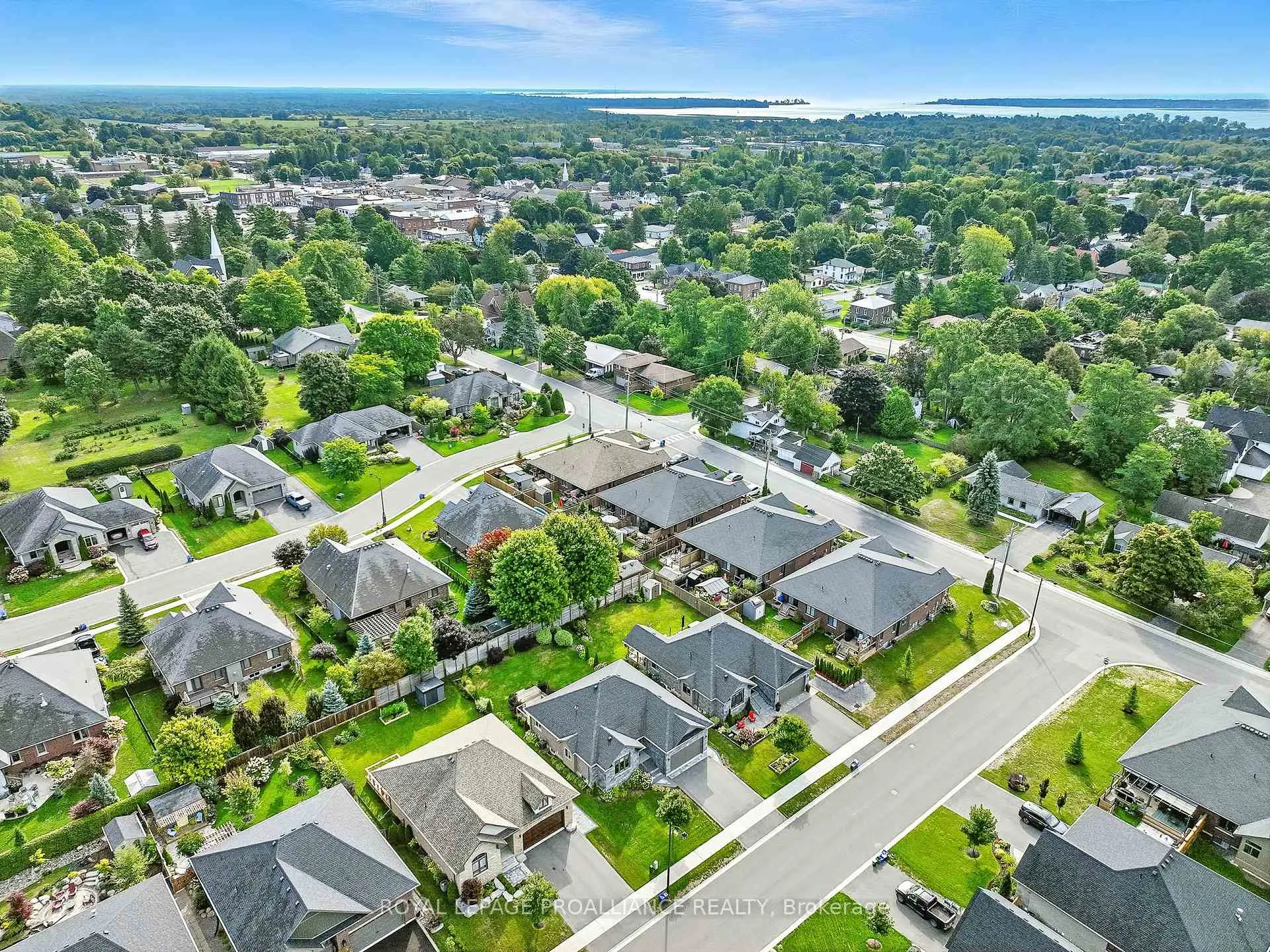 Photo 42 of 29 Rosslyn Drive, Brighton — HOMEH