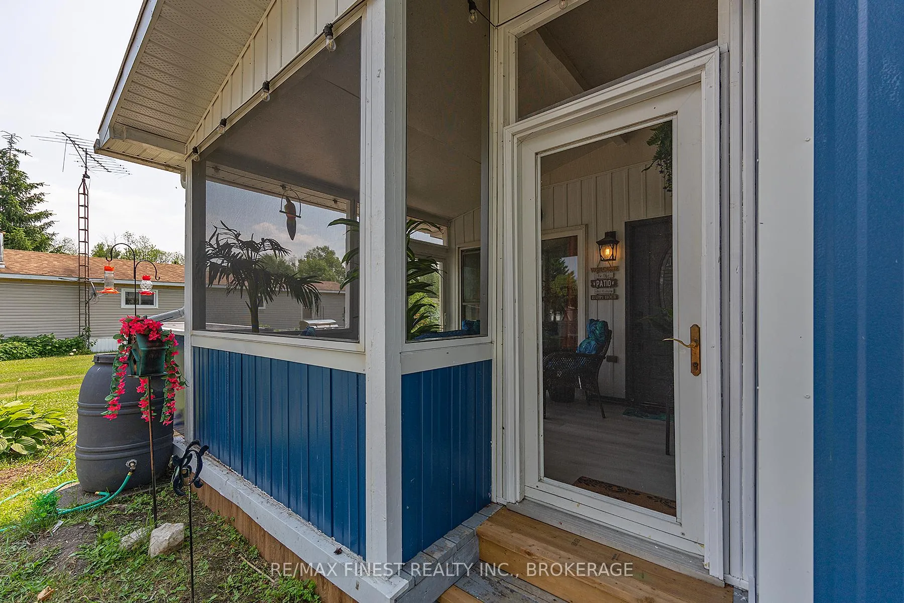 Photo 9 of 4327 Elm Street, Frontenac, Frontenac South — HOMEH