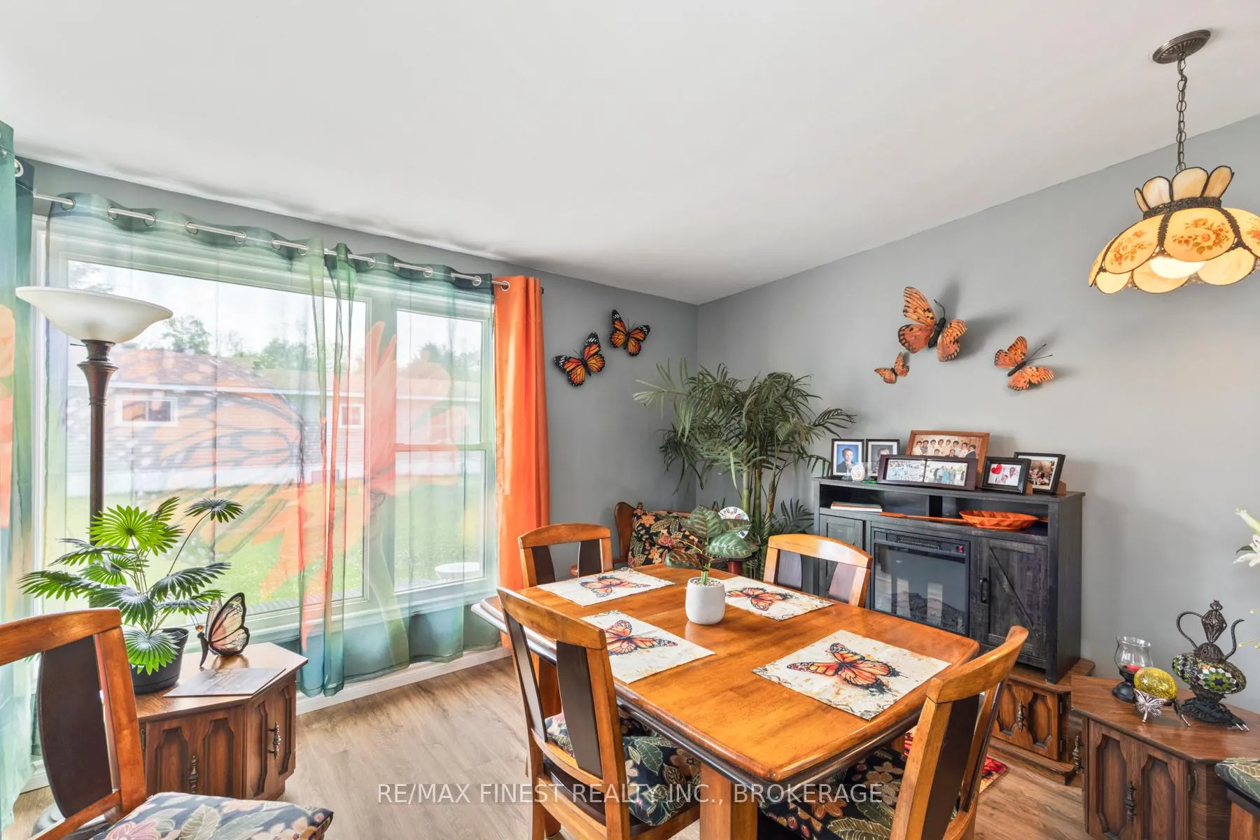 Photo 12 of 4327 Elm Street, Frontenac, Frontenac South — HOMEH