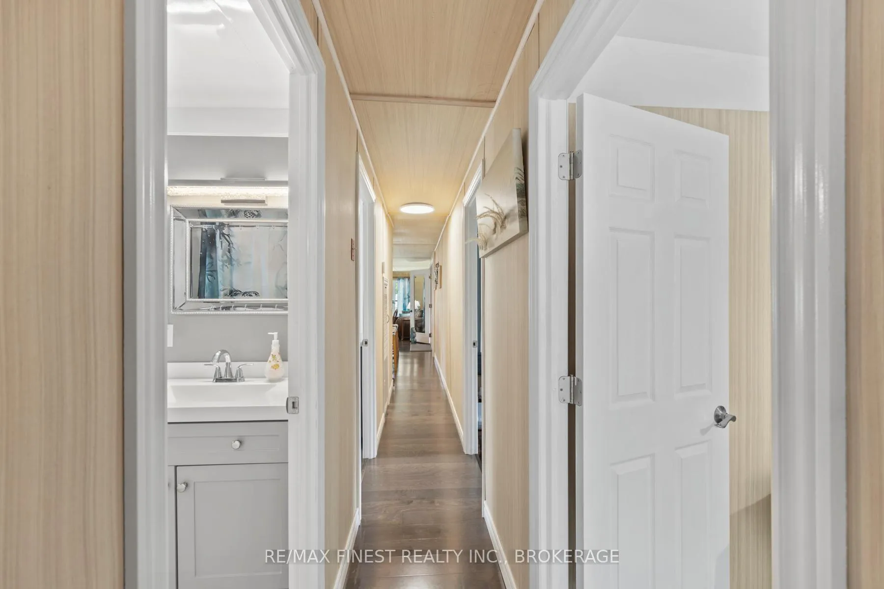 Photo 33 of 4327 Elm Street, Frontenac, Frontenac South — HOMEH