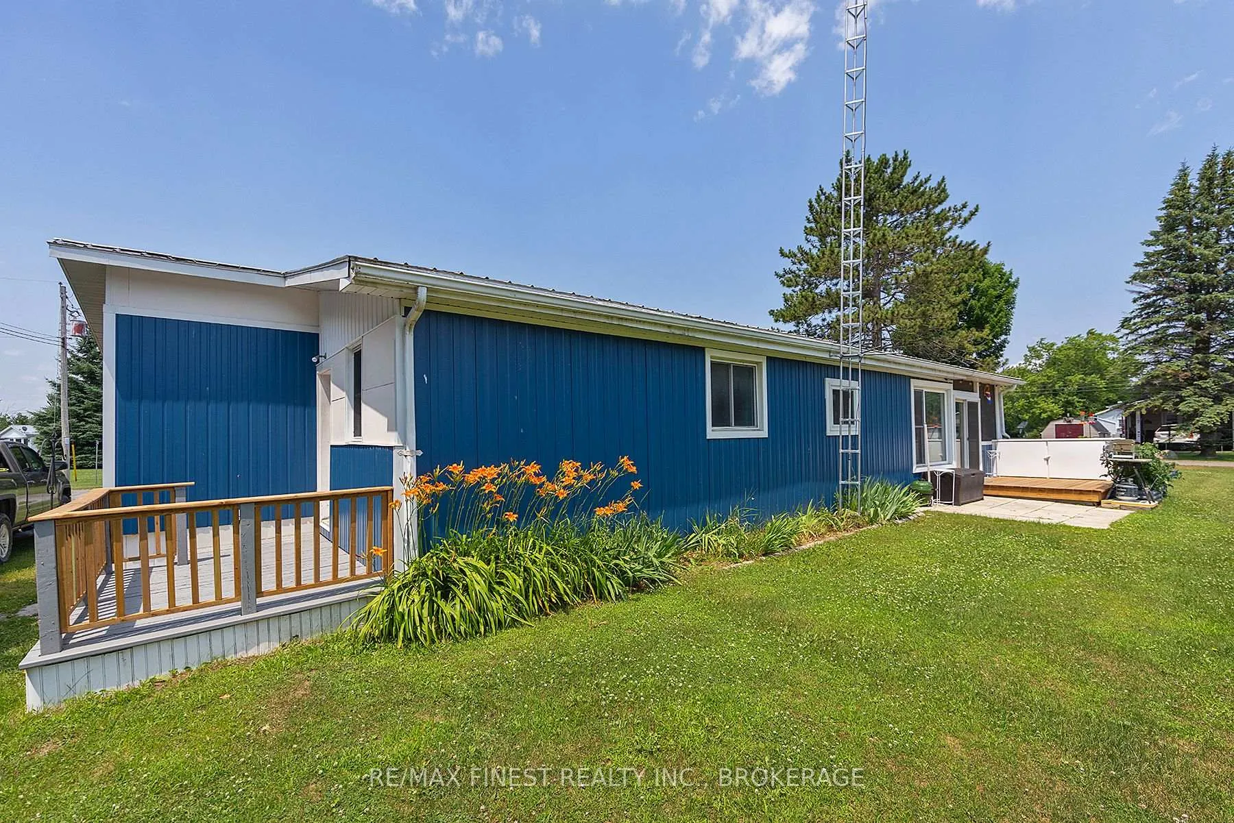 Photo 42 of 4327 Elm Street, Frontenac, Frontenac South — HOMEH