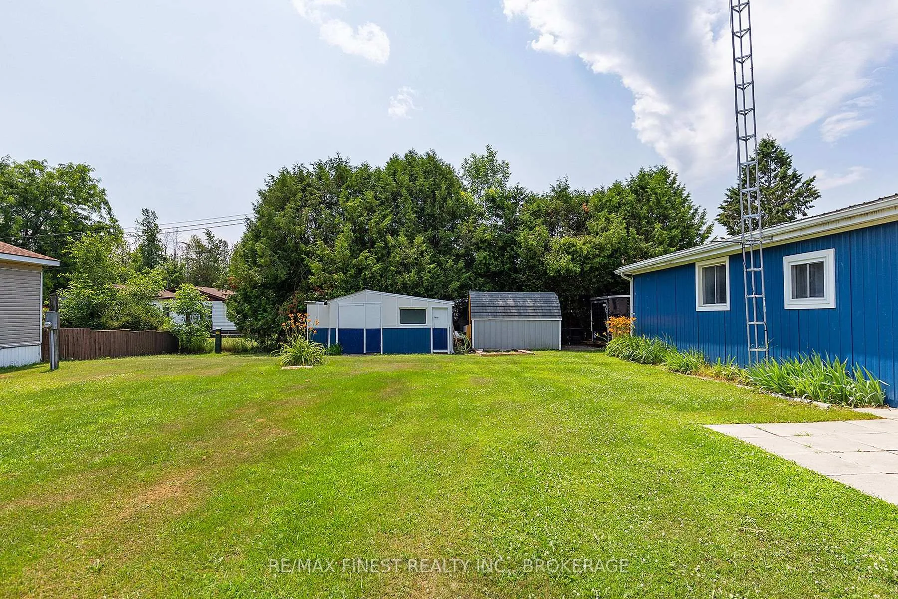 Photo 45 of 4327 Elm Street, Frontenac, Frontenac South — HOMEH