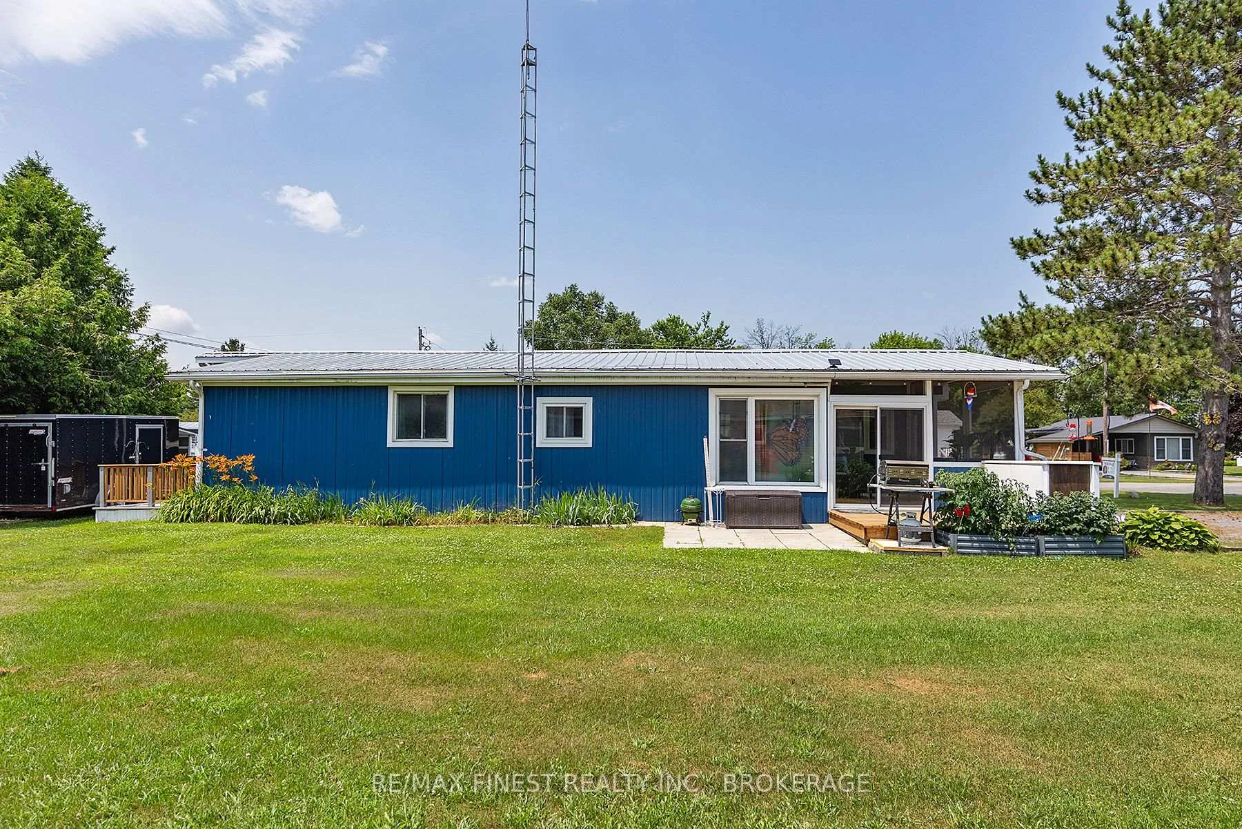 Photo 46 of 4327 Elm Street, Frontenac, Frontenac South — HOMEH