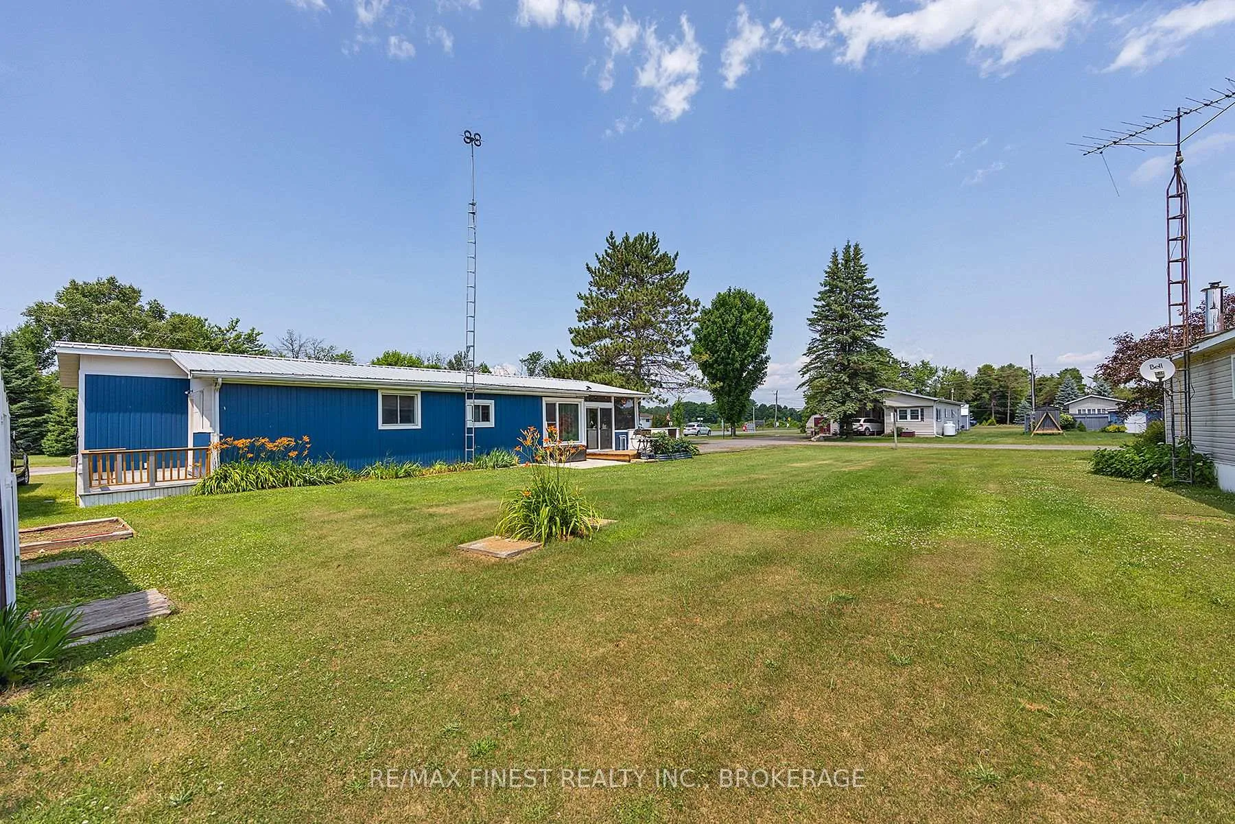 Photo 48 of 4327 Elm Street, Frontenac, Frontenac South — HOMEH