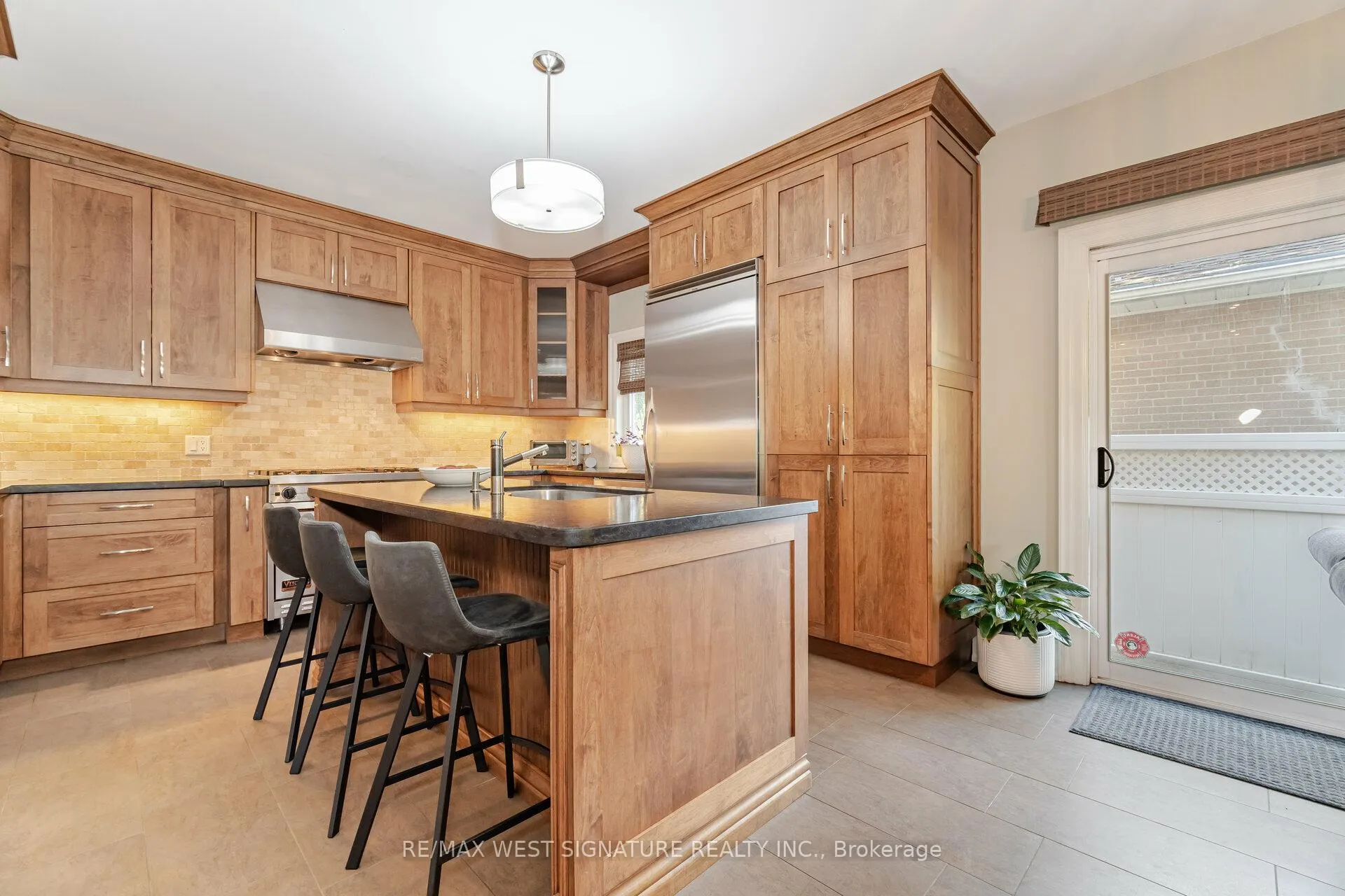 Photo 15 of 12 Gosling Road, Vaughan, Maple — HOMEH