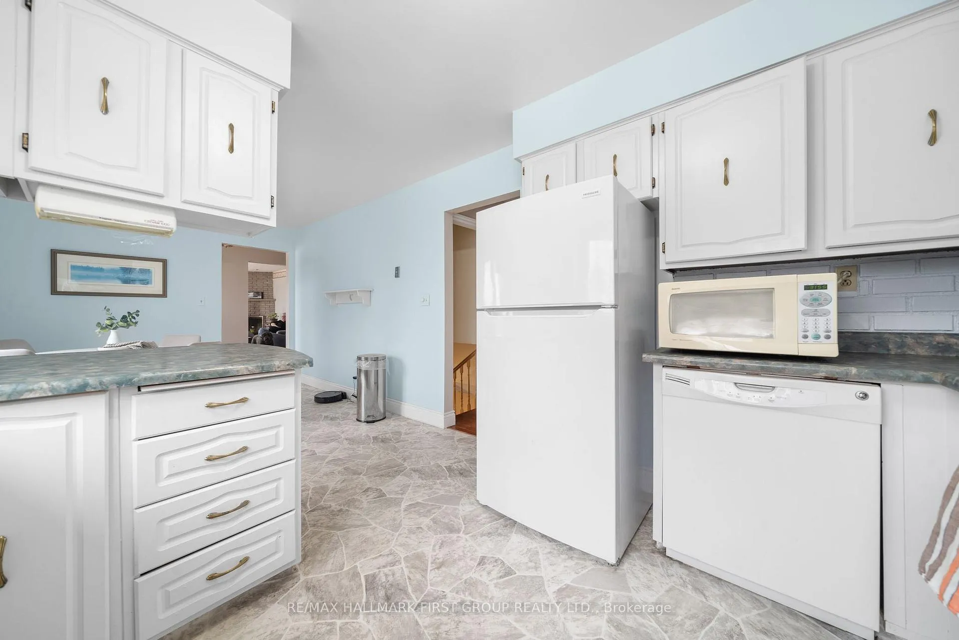 Photo 8 of 3798 Hickerson Road, Hamilton Township, Baltimore — HOMEH