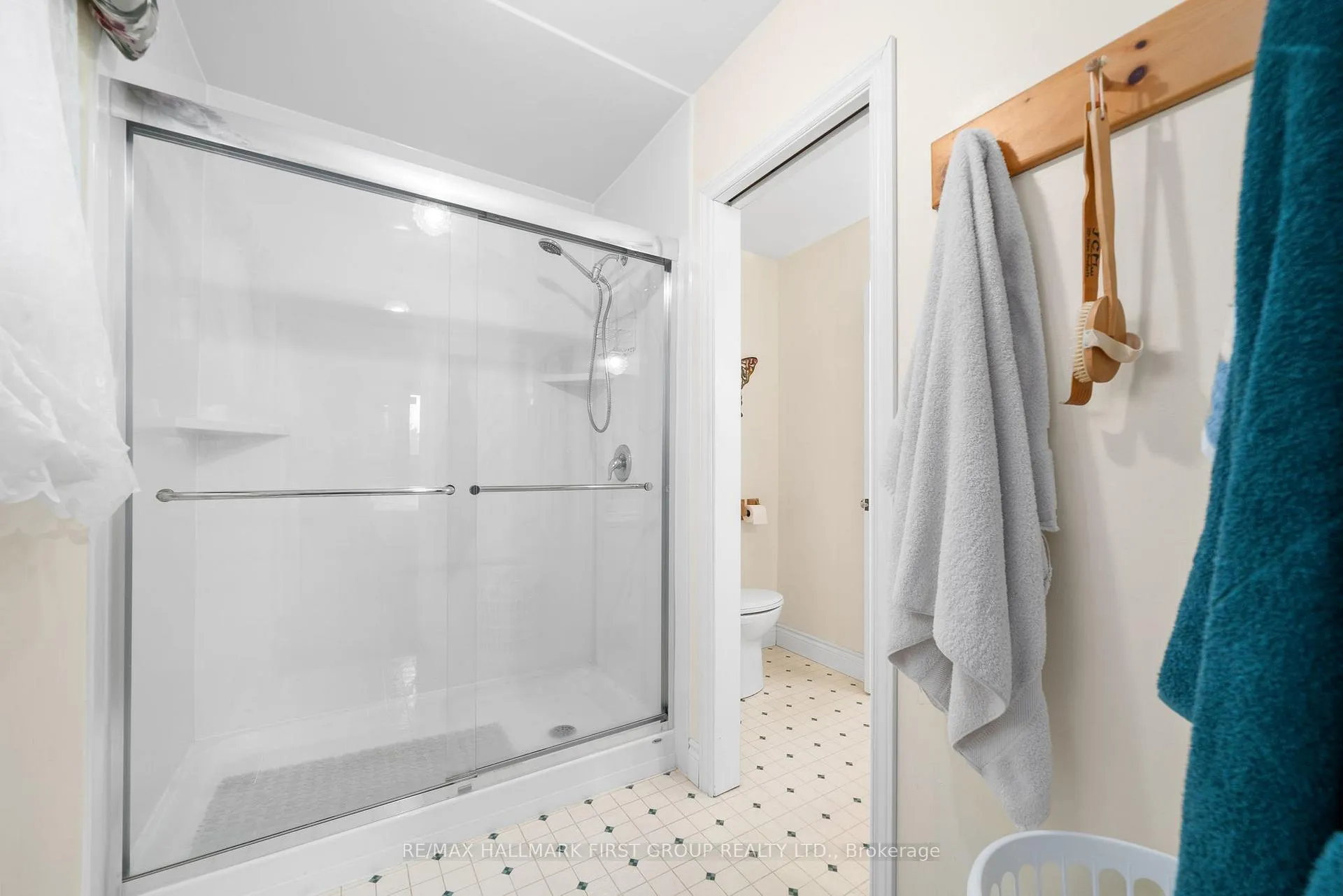 Photo 17 of 3798 Hickerson Road, Hamilton Township, Baltimore — HOMEH