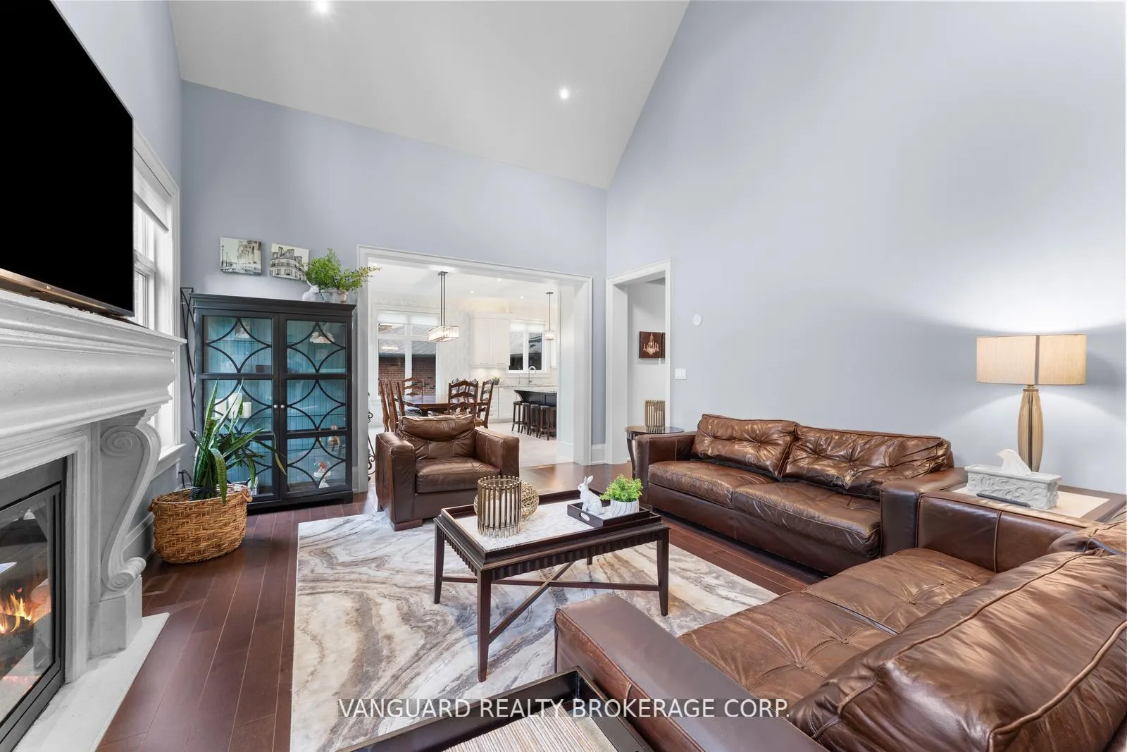 Photo 11 of 32 Birch Hill Road, Vaughan, East Woodbridge — HOMEH