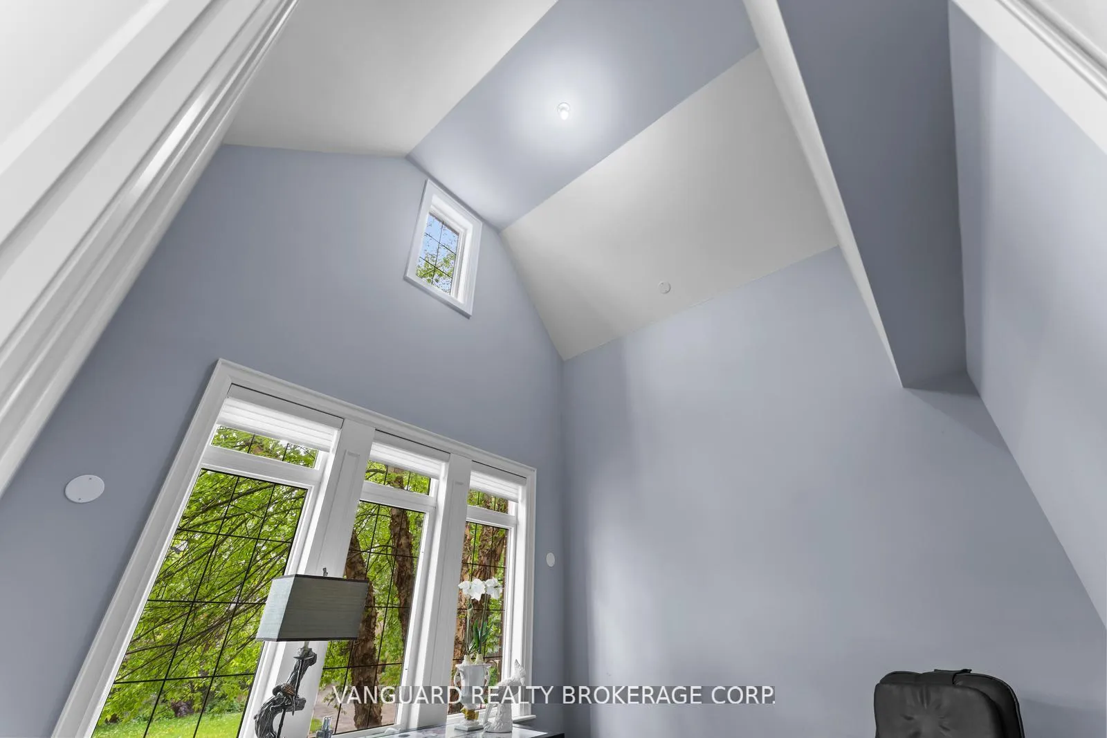 Photo 23 of 32 Birch Hill Road, Vaughan, East Woodbridge — HOMEH