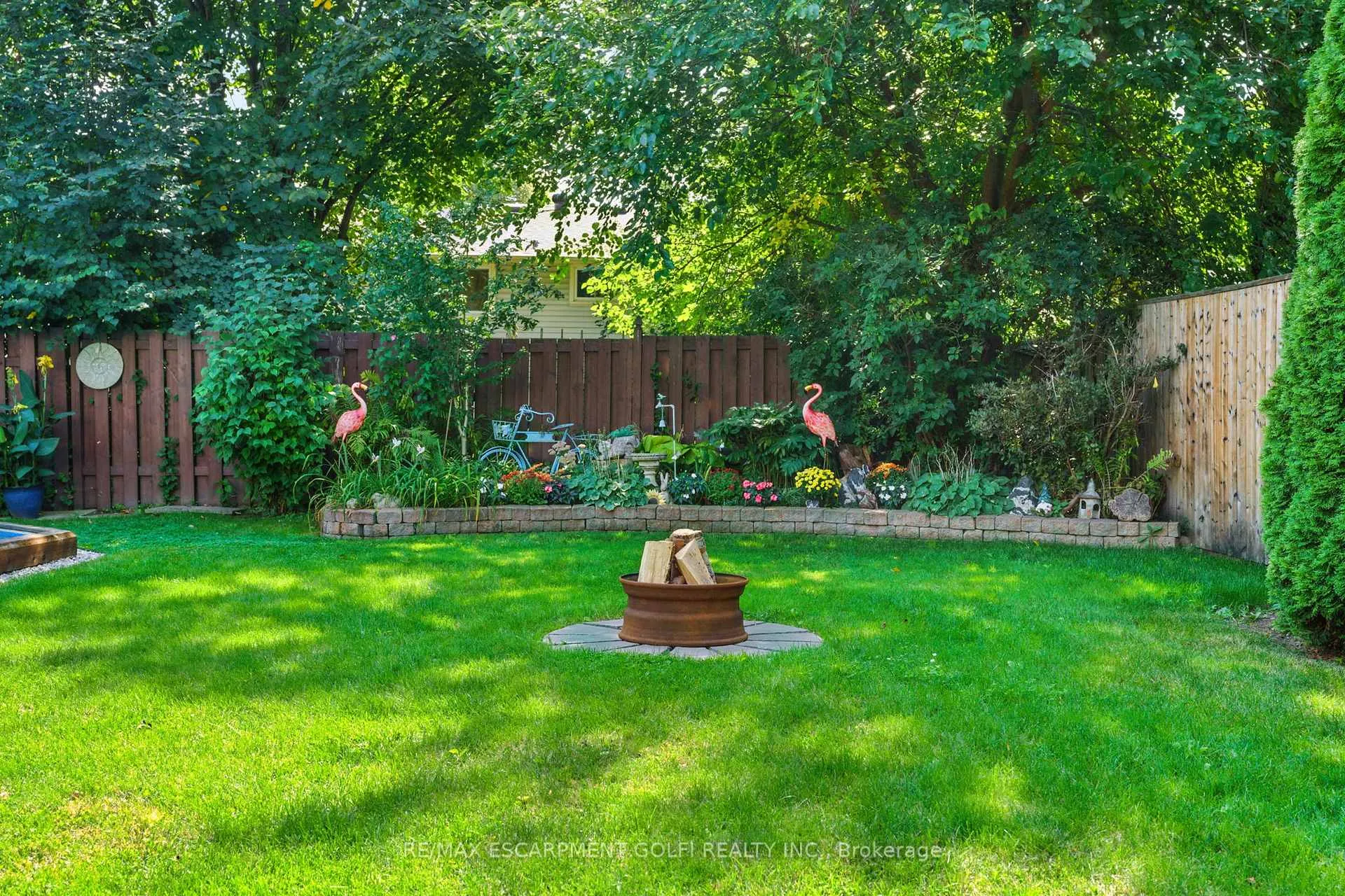 Photo 35 of 7022 York Drive, Niagara Falls, Morrison — HOMEH