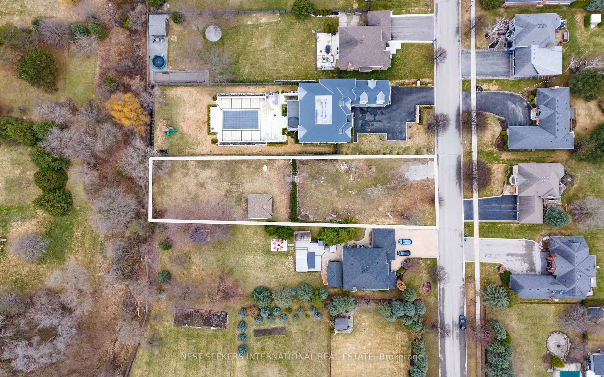 Photo 3 of 96 Robinson Road, King, Nobleton — HOMEH