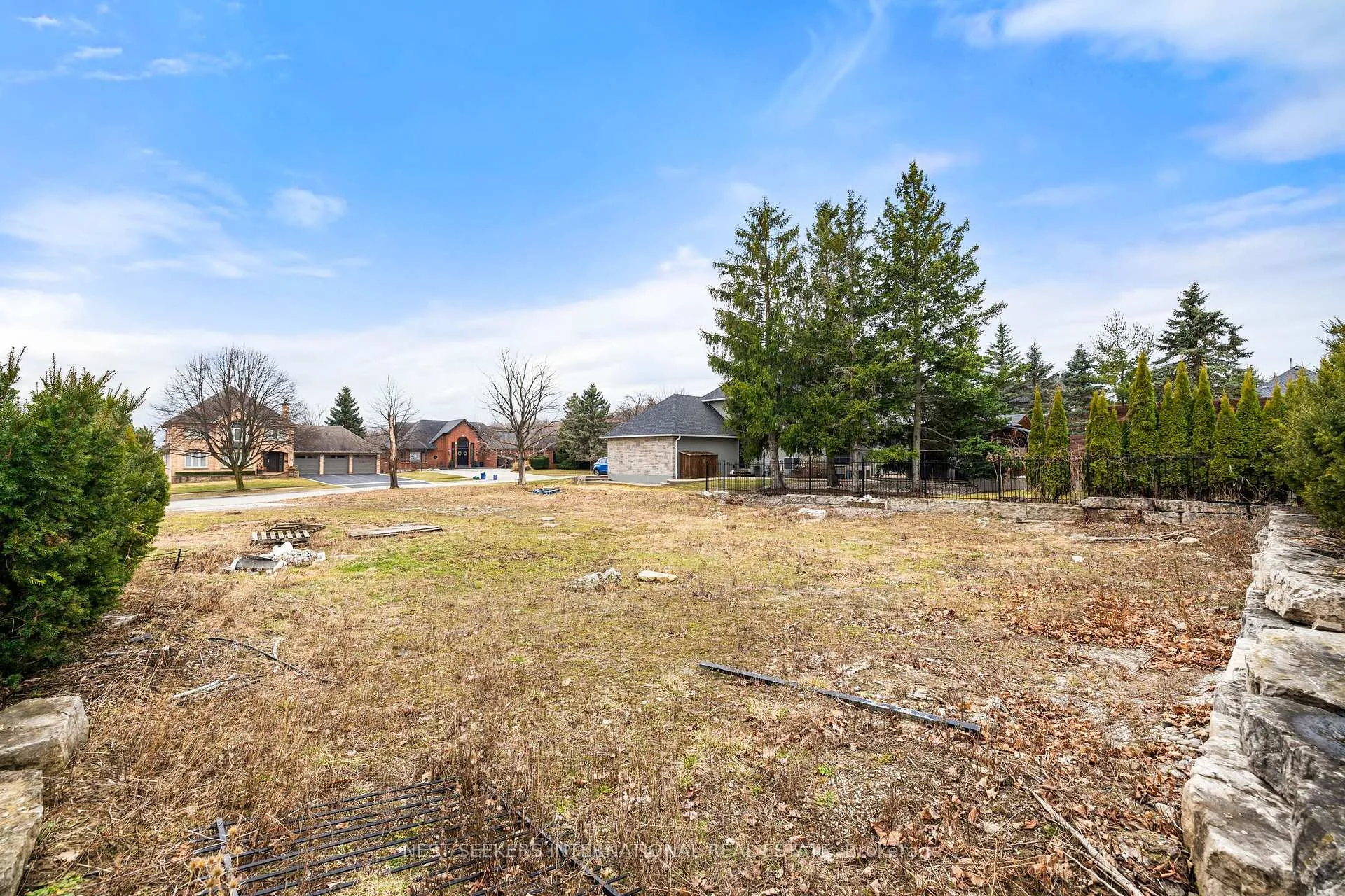 Photo 10 of 96 Robinson Road, King, Nobleton — HOMEH