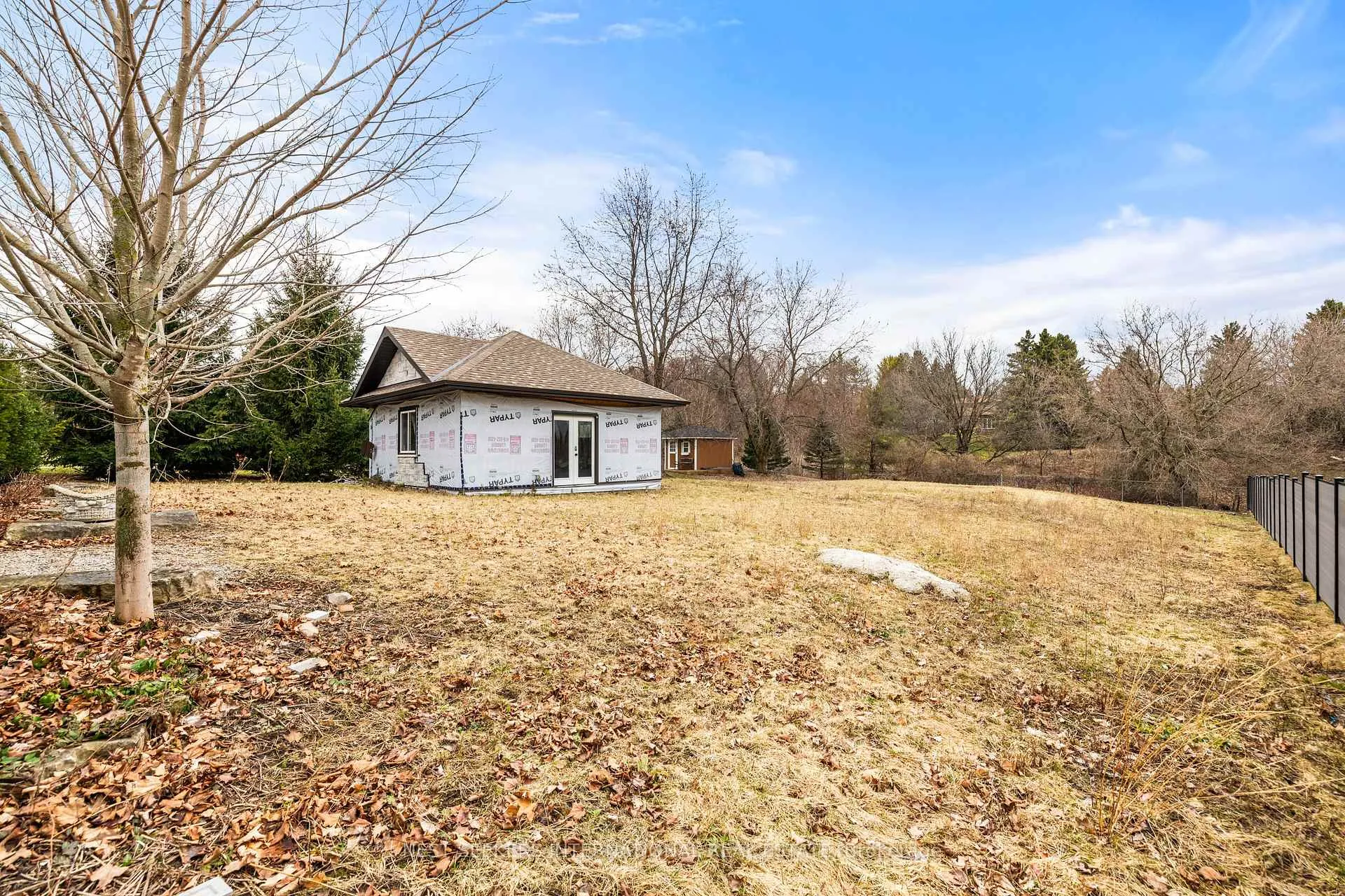 Photo 13 of 96 Robinson Road, King, Nobleton — HOMEH