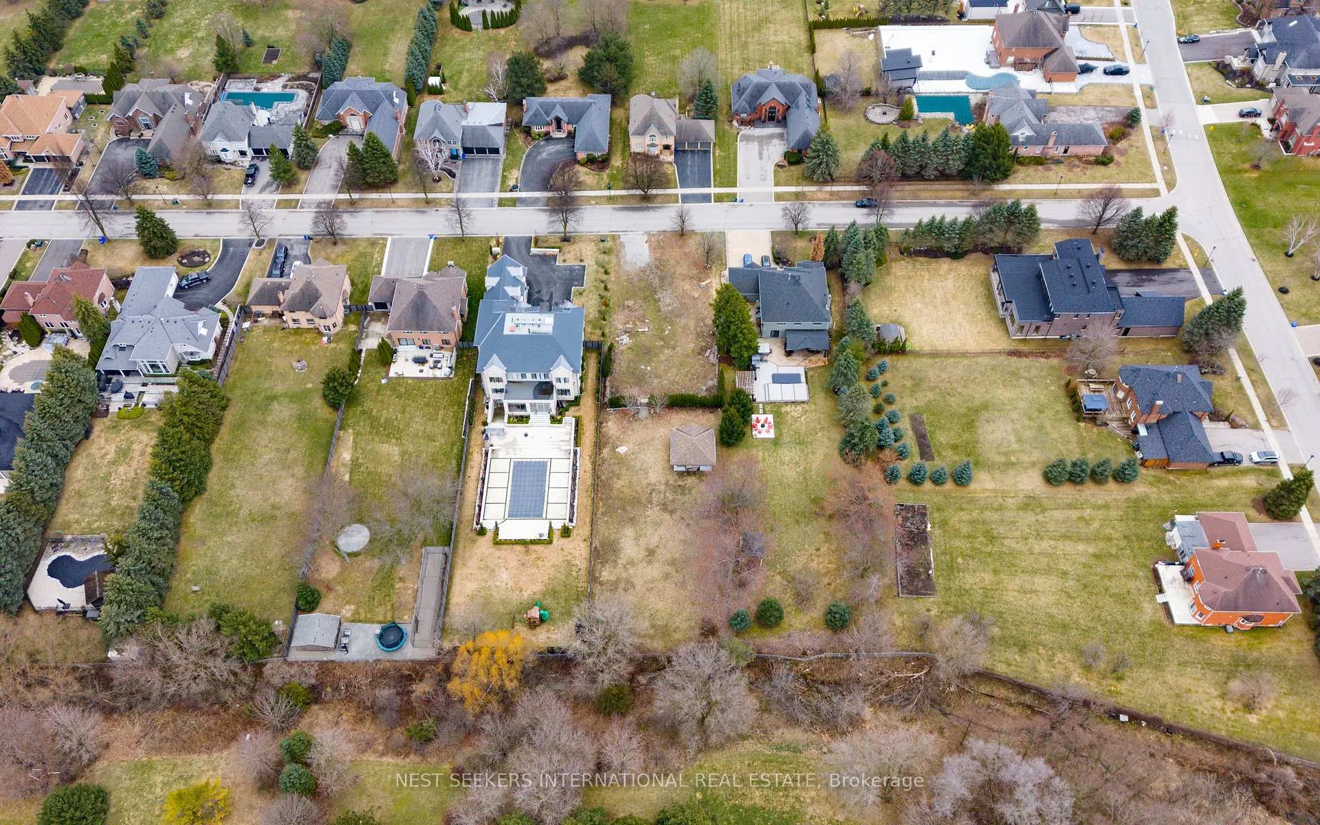 Photo 37 of 96 Robinson Road, King, Nobleton — HOMEH