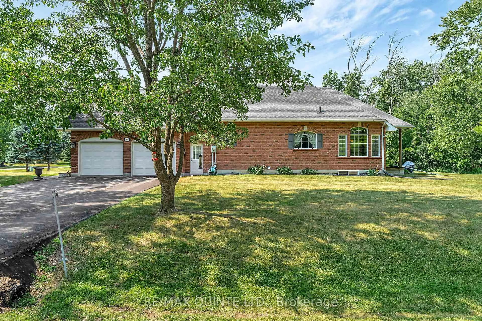 Photo 3 of 49 Penny Lane, Belleville, Thurlow Ward — HOMEH