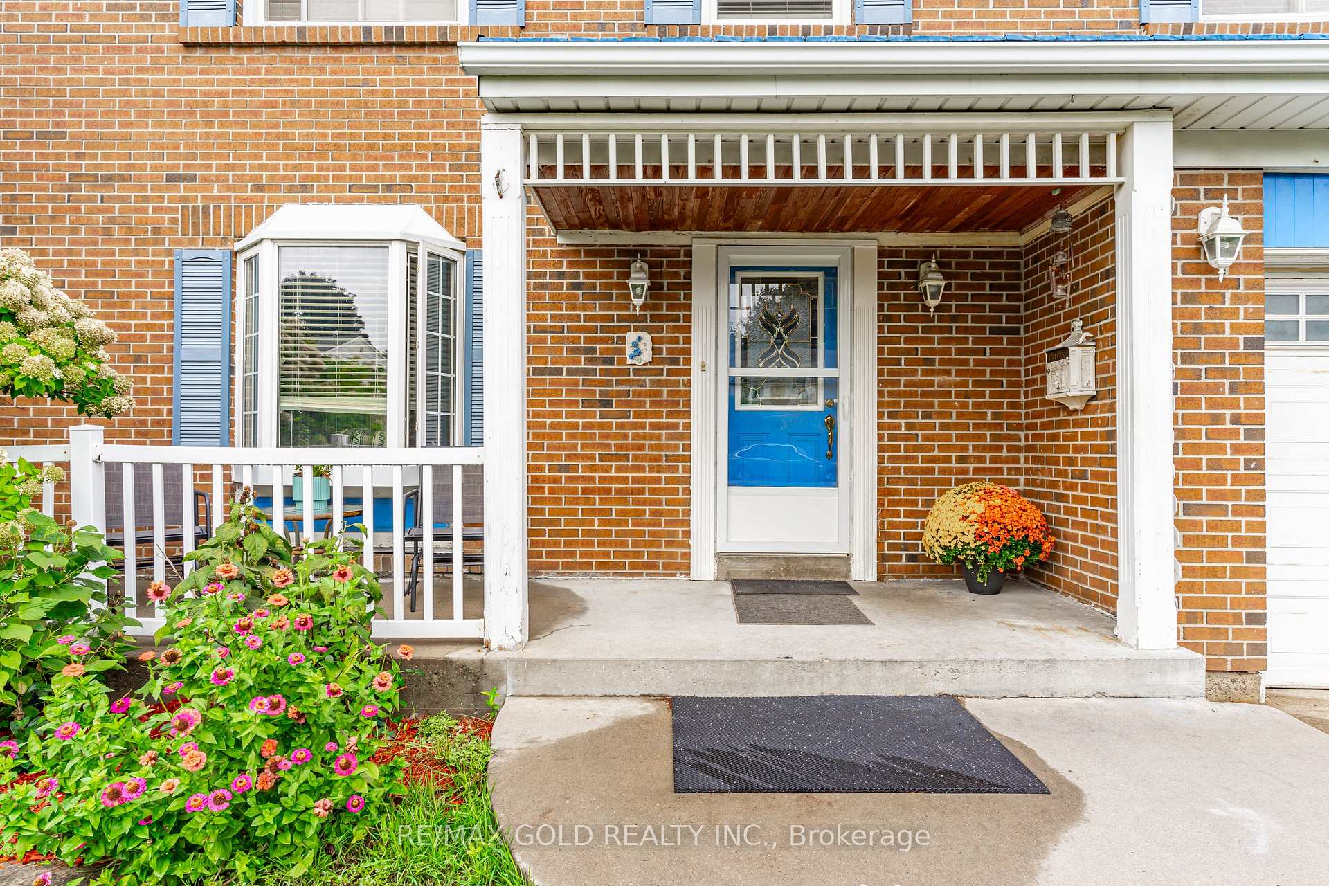 Photo 4 of 12 Lorraine Crescent, Brampton, Westgate — HOMEH