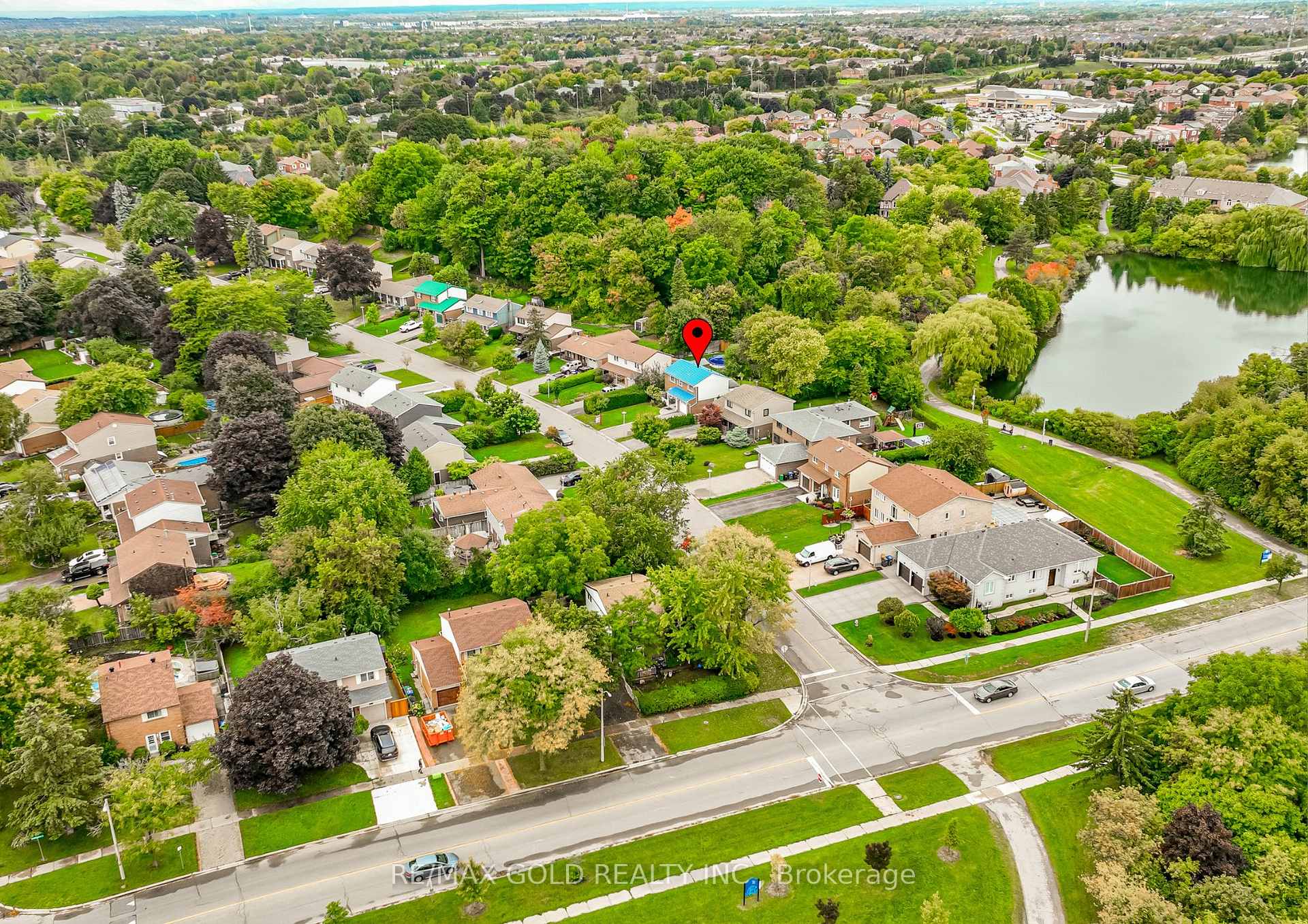 Photo 43 of 12 Lorraine Crescent, Brampton, Westgate — HOMEH