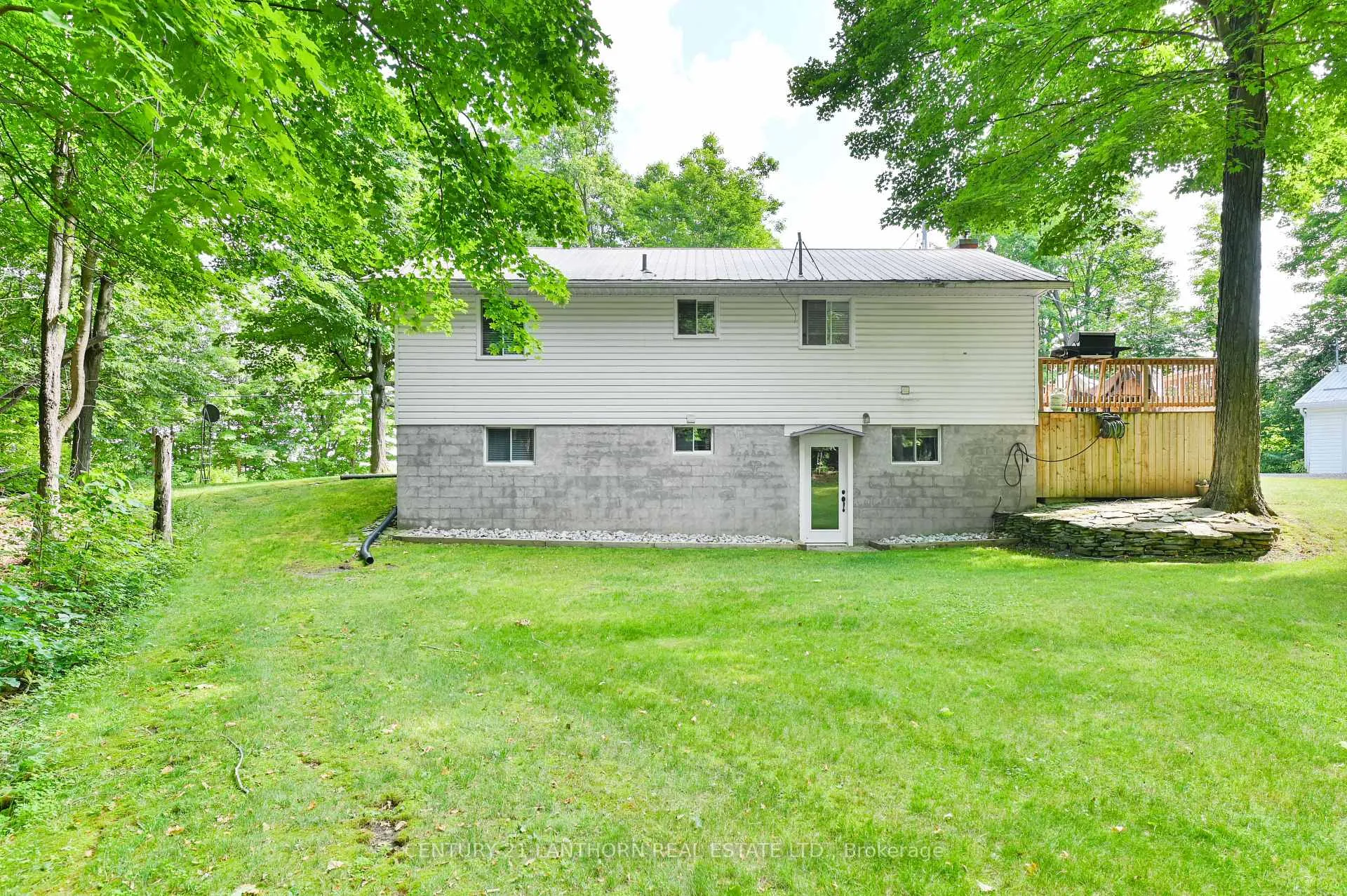 Photo 25 of 63 Lingham Lake Road, Madoc — HOMEH