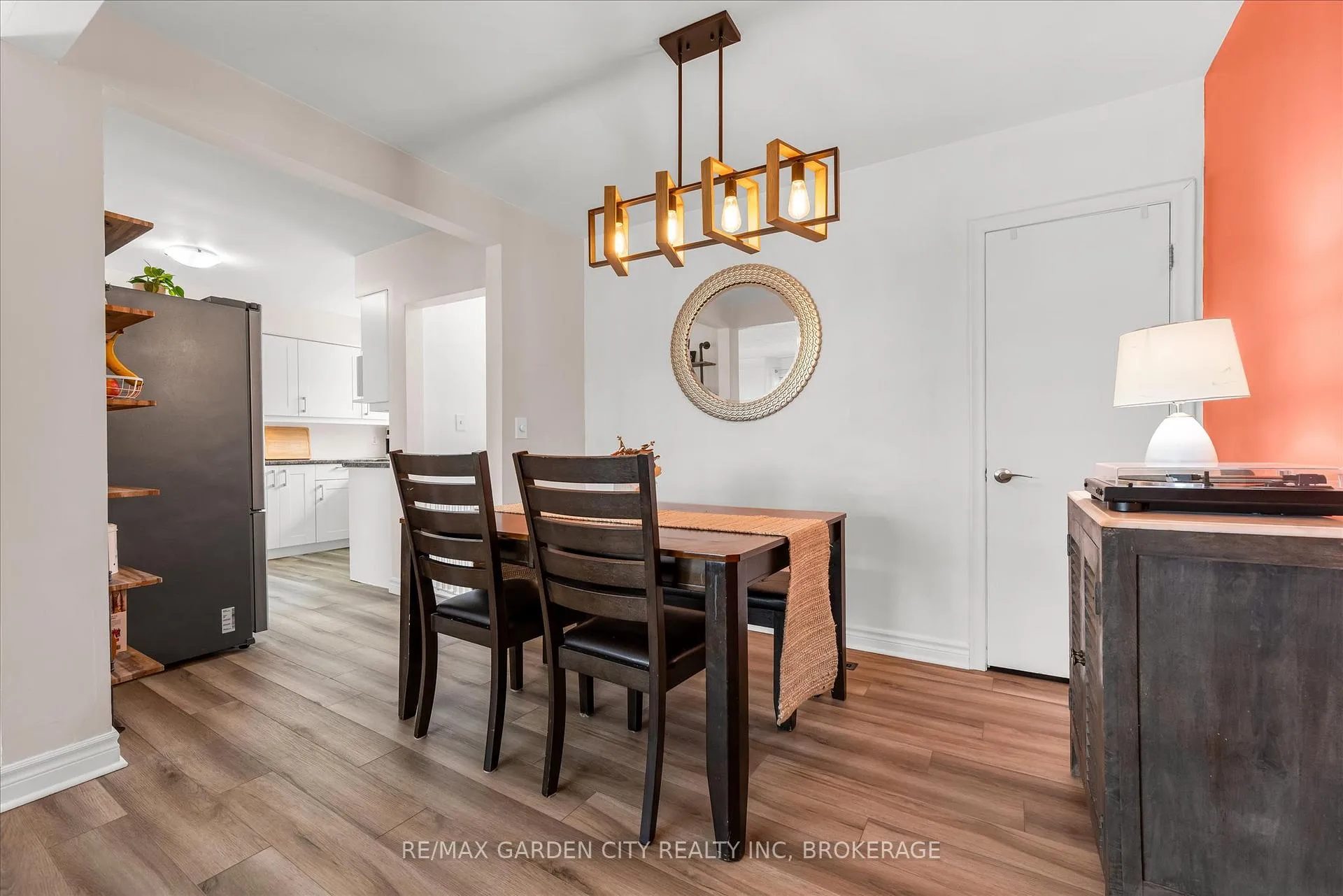 Photo 10 of 58 Diffin Drive, Welland, Prince Charles — HOMEH