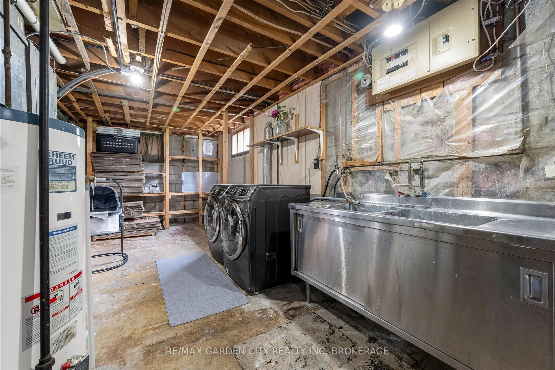 Photo 31 of 58 Diffin Drive, Welland, Prince Charles — HOMEH