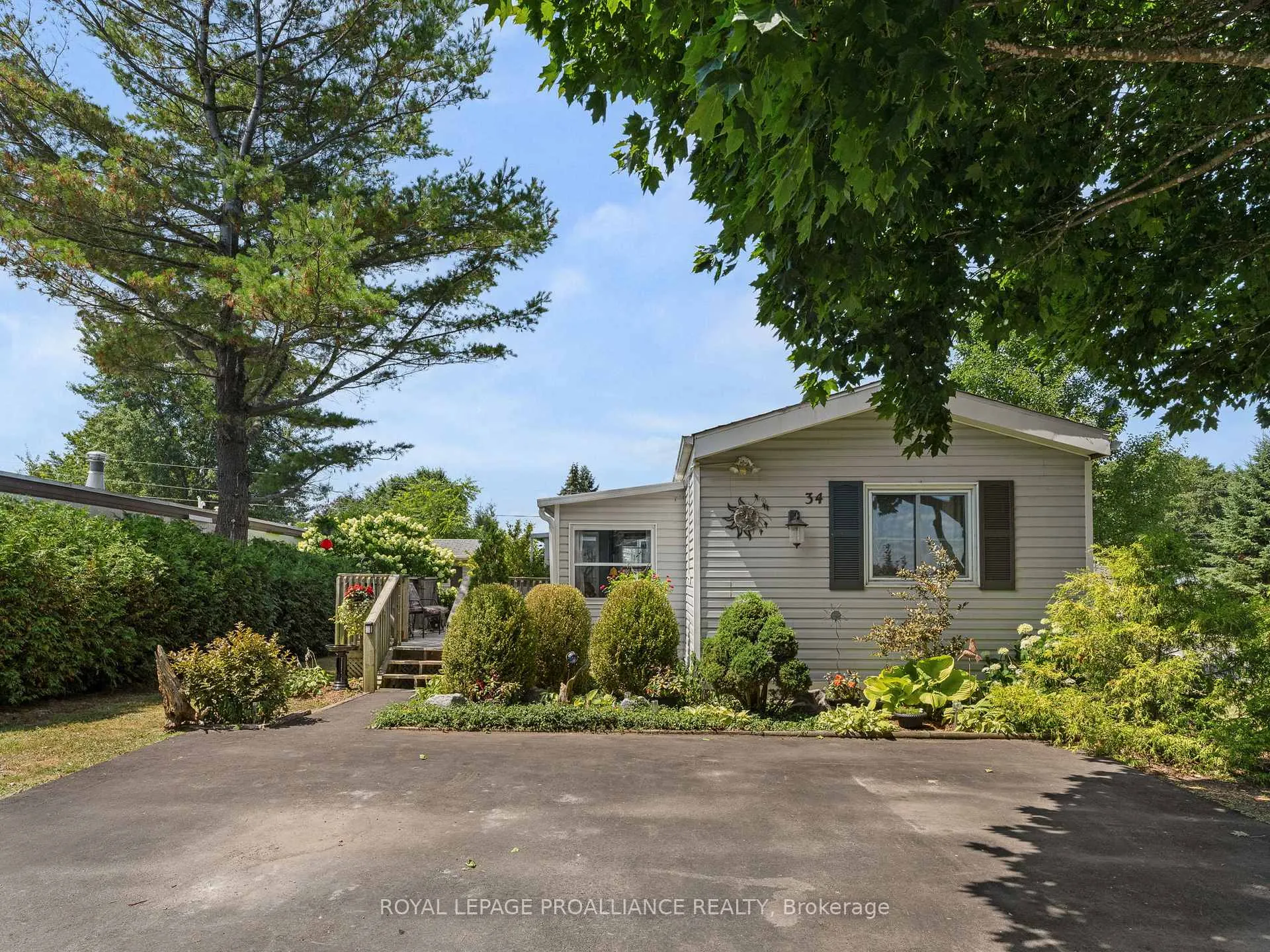 Photo 3 of 34 Basher Drive, Hamilton Township, Rural Hamilton — HOMEH