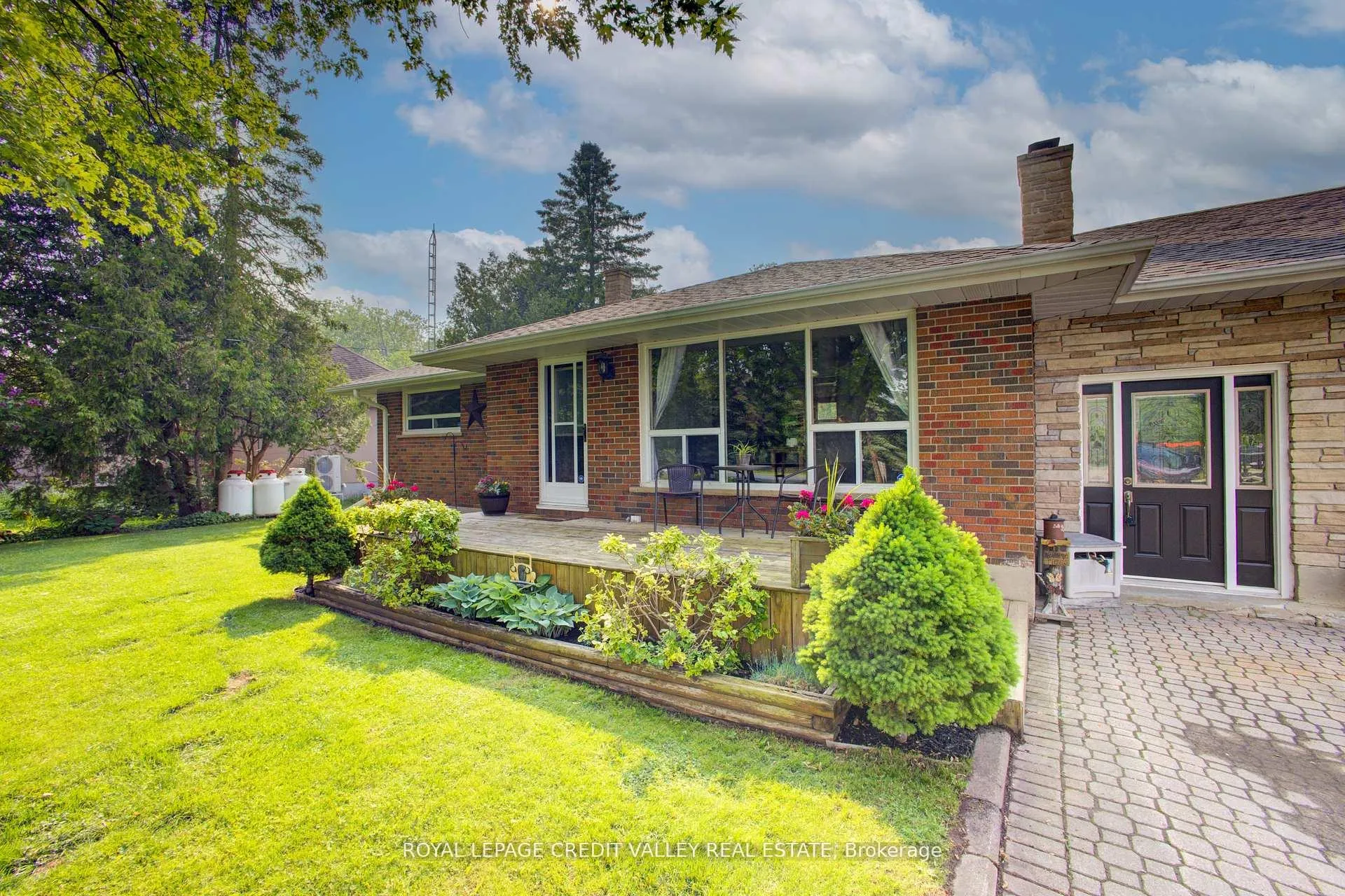 Photo 4 of 9468 Wellington Road 42, Erin, Rural Erin — HOMEH