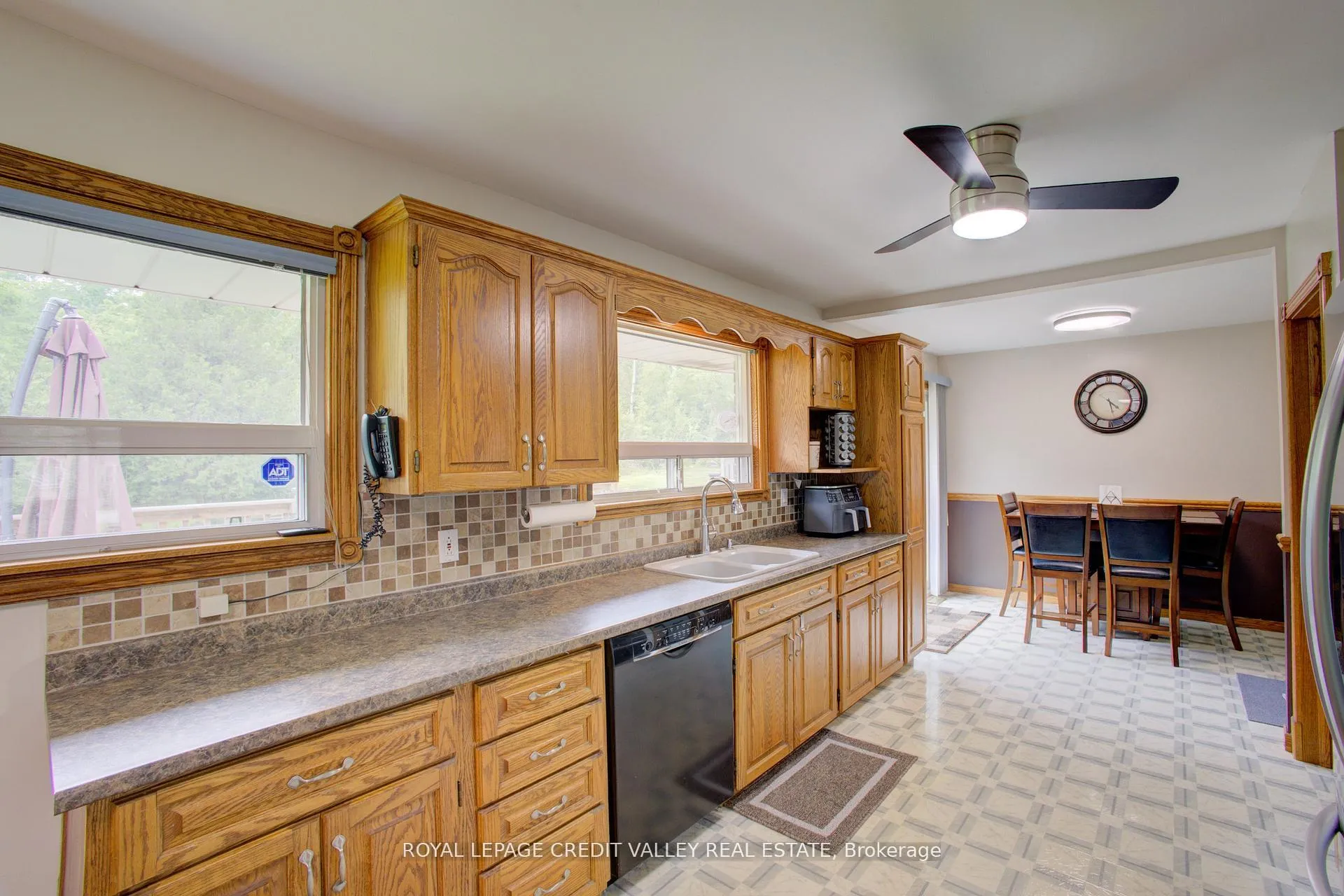 Photo 15 of 9468 Wellington Road 42, Erin, Rural Erin — HOMEH