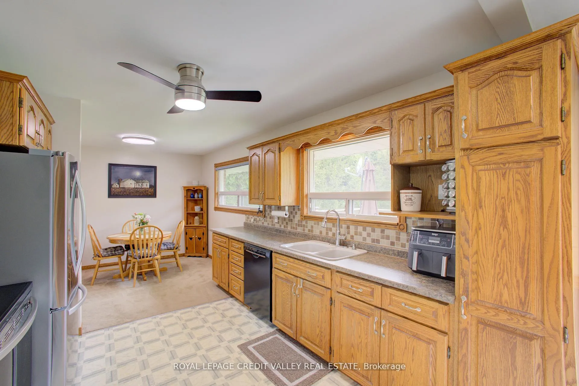 Photo 16 of 9468 Wellington Road 42, Erin, Rural Erin — HOMEH