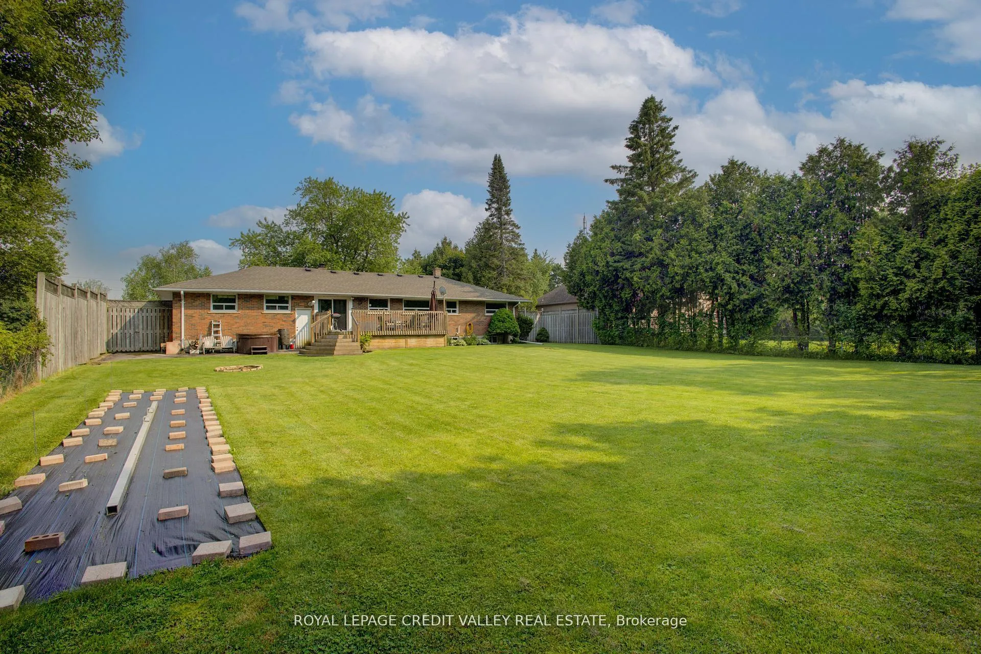 Photo 38 of 9468 Wellington Road 42, Erin, Rural Erin — HOMEH