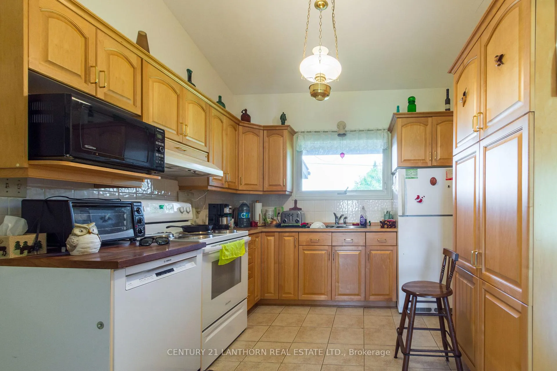 Photo 11 of 503 Wallbridge Road, Belleville, Belleville Ward — HOMEH