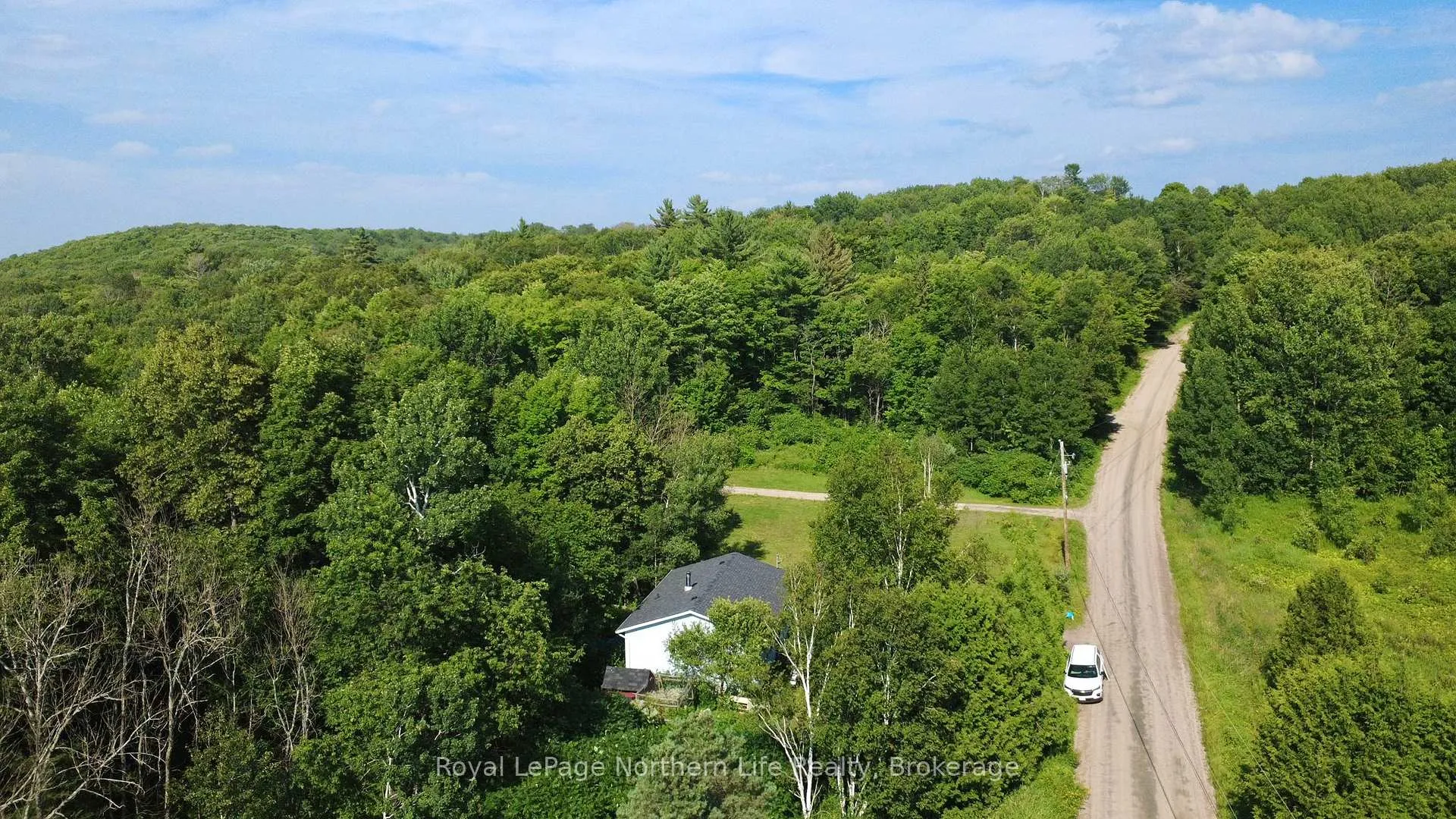 Photo 9 of 494 Main Street, Powassan, Trout Creek — HOMEH