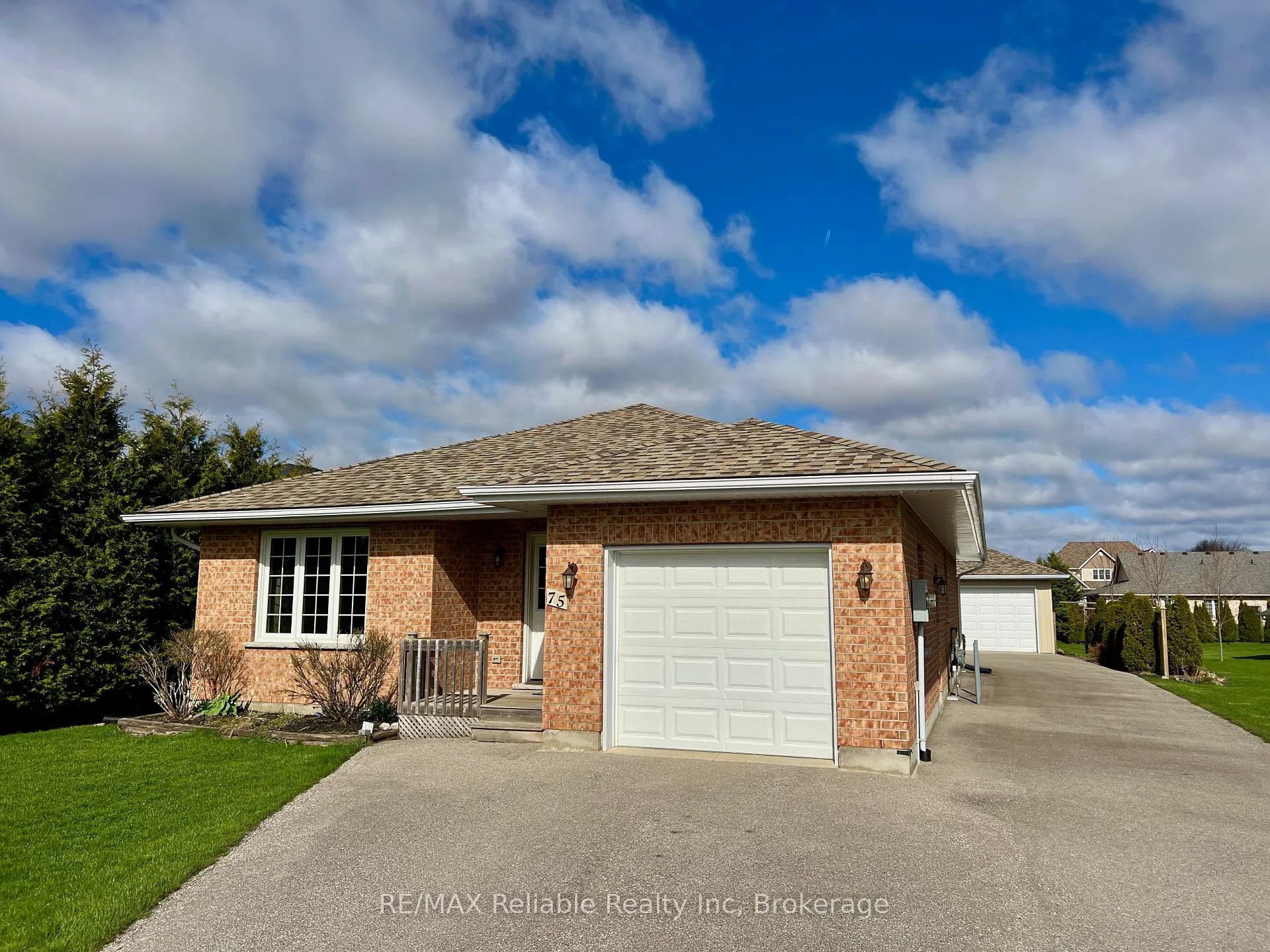 Photo 2 of 75 Ord Street, Huron East, Seaforth — HOMEH