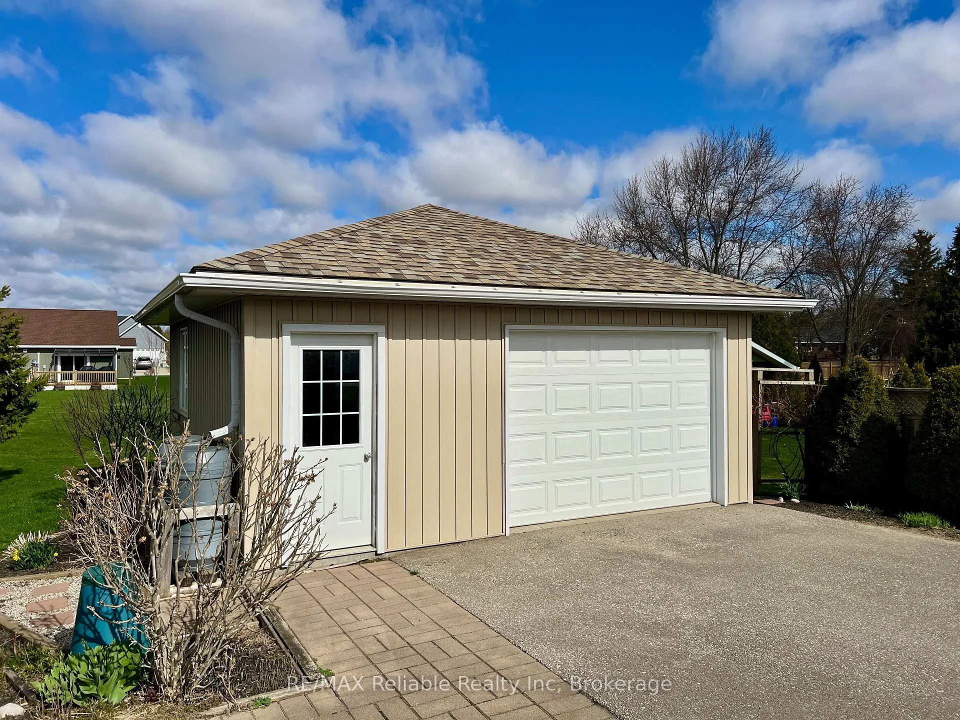 Photo 8 of 75 Ord Street, Huron East, Seaforth — HOMEH