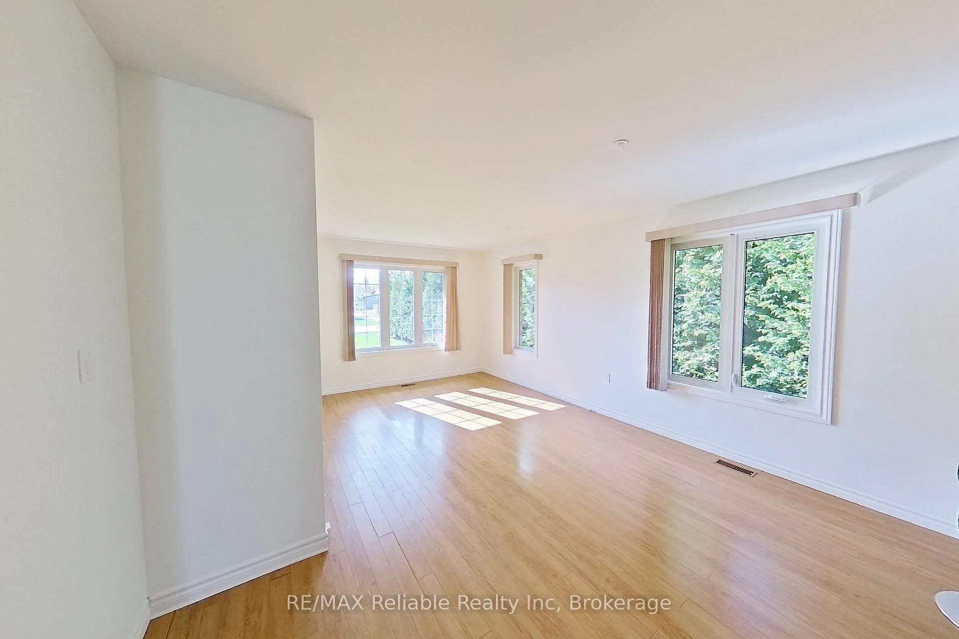 Photo 15 of 75 Ord Street, Huron East, Seaforth — HOMEH