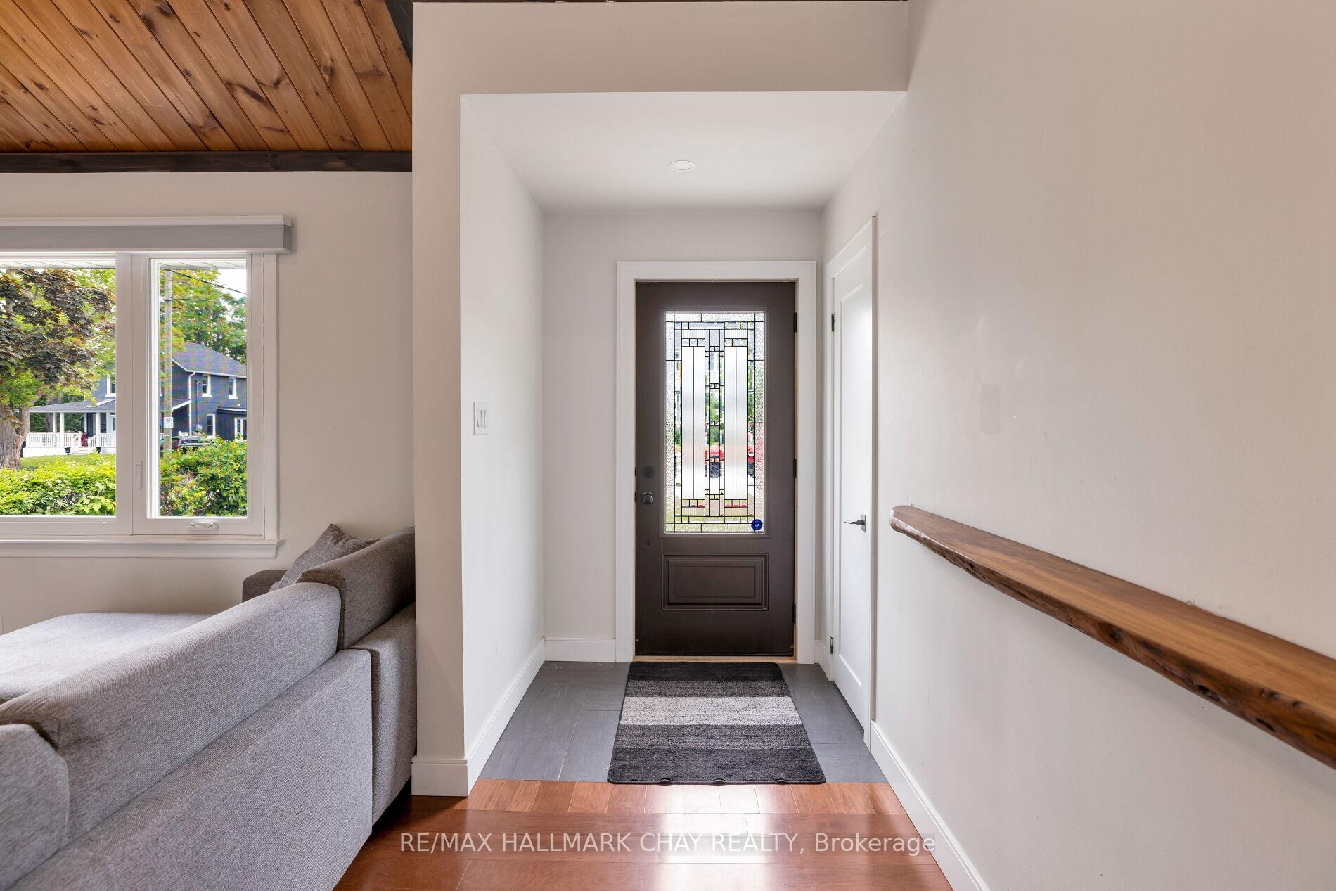 Photo 6 of 39 Eugenia Street, Barrie, Codrington — HOMEH