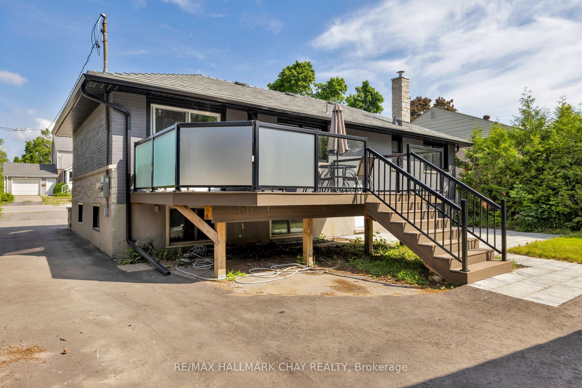 Photo 21 of 39 Eugenia Street, Barrie, Codrington — HOMEH