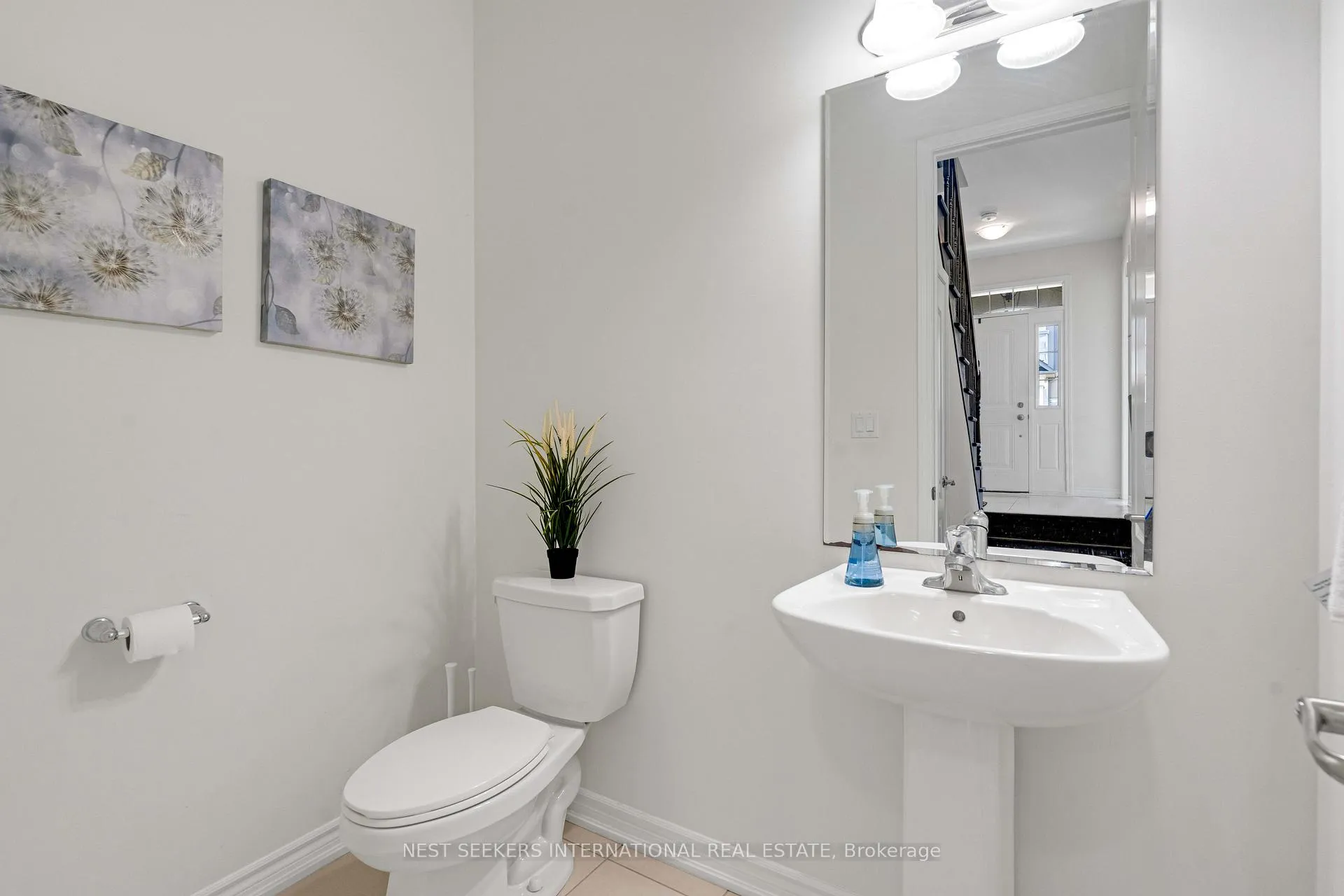 Photo 14 of 125 Lacrosse Trail, Vaughan, Kleinburg — HOMEH