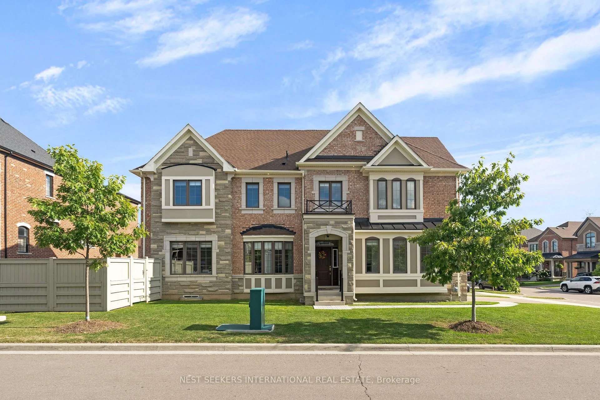 Photo 24 of 125 Lacrosse Trail, Vaughan, Kleinburg — HOMEH