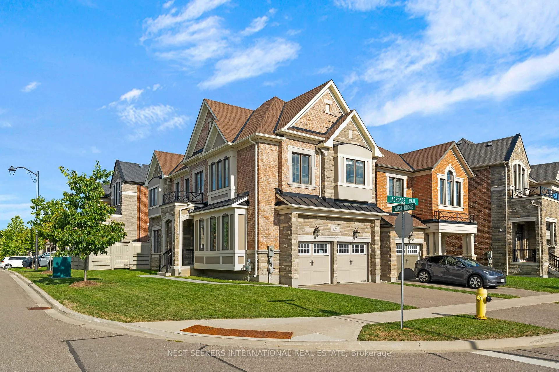 Photo 29 of 125 Lacrosse Trail, Vaughan, Kleinburg — HOMEH