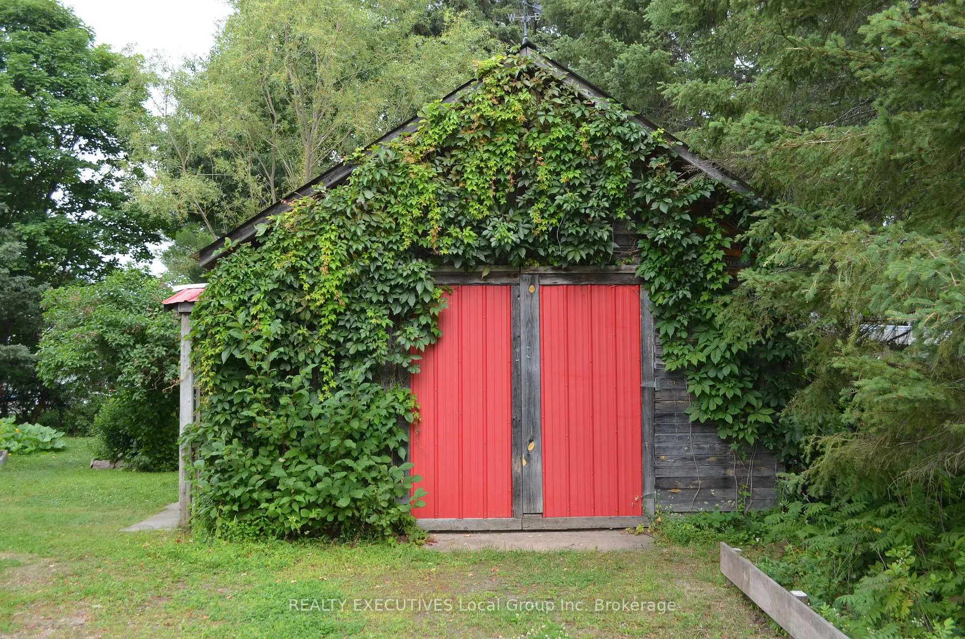 Photo 9 of 54 Riverside Avenue E, South River — HOMEH