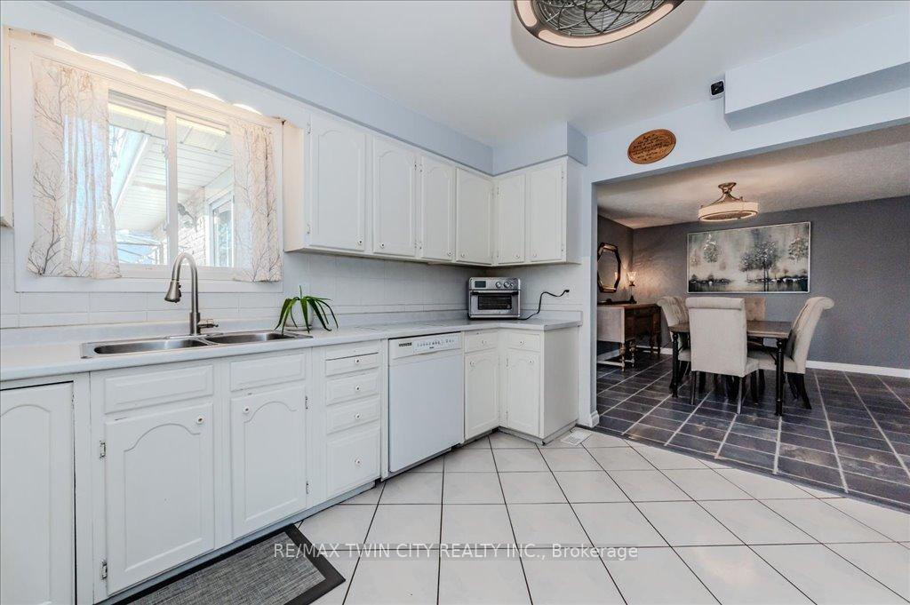 Photo 12 of 13 Alma Street, Brant, Brantford Twp — HOMEH