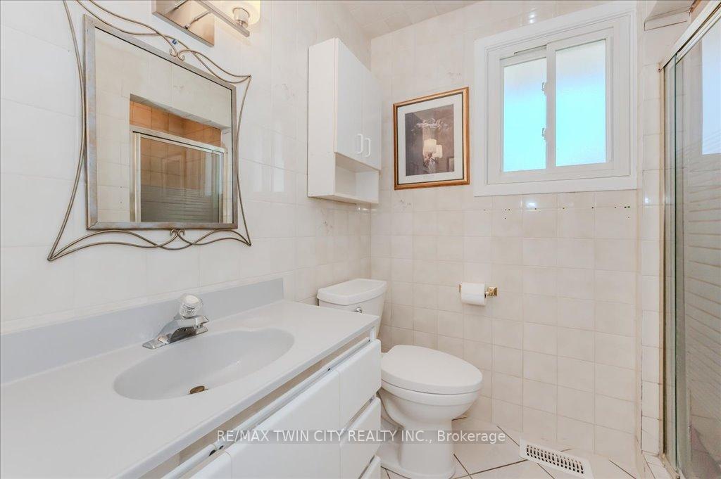 Photo 15 of 13 Alma Street, Brant, Brantford Twp — HOMEH